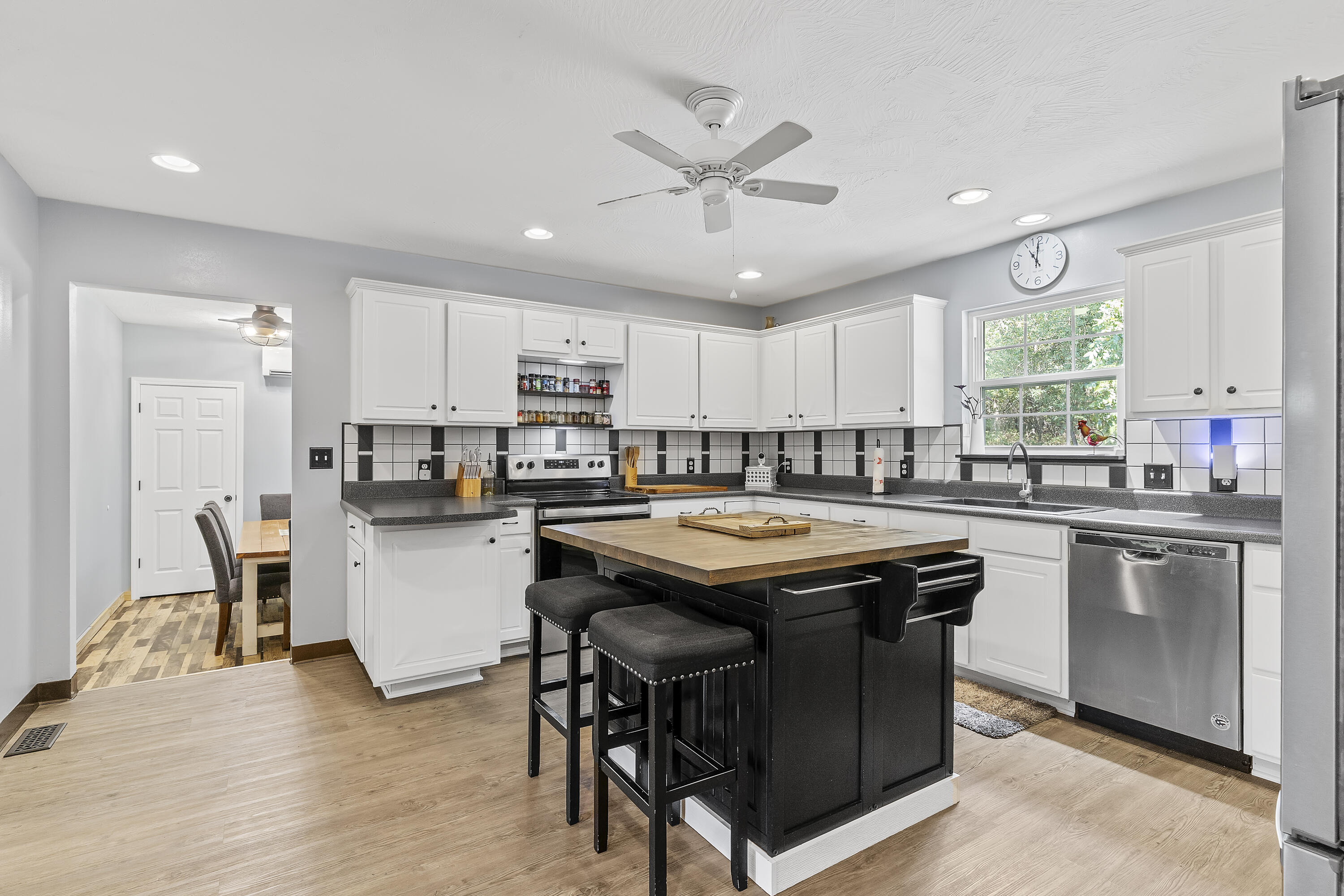 1092 Blackjack School Road Property Photo 17