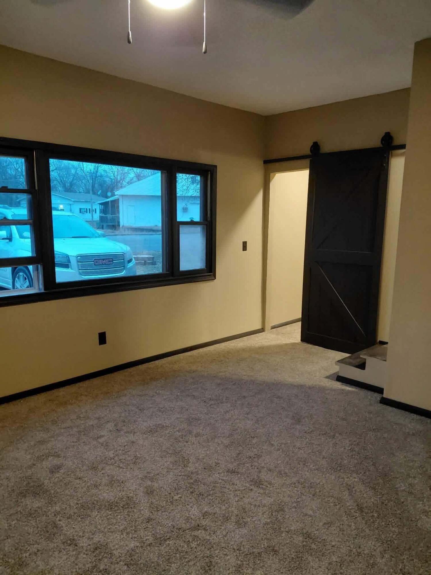 308 North Albany Avenue Property Photo 8