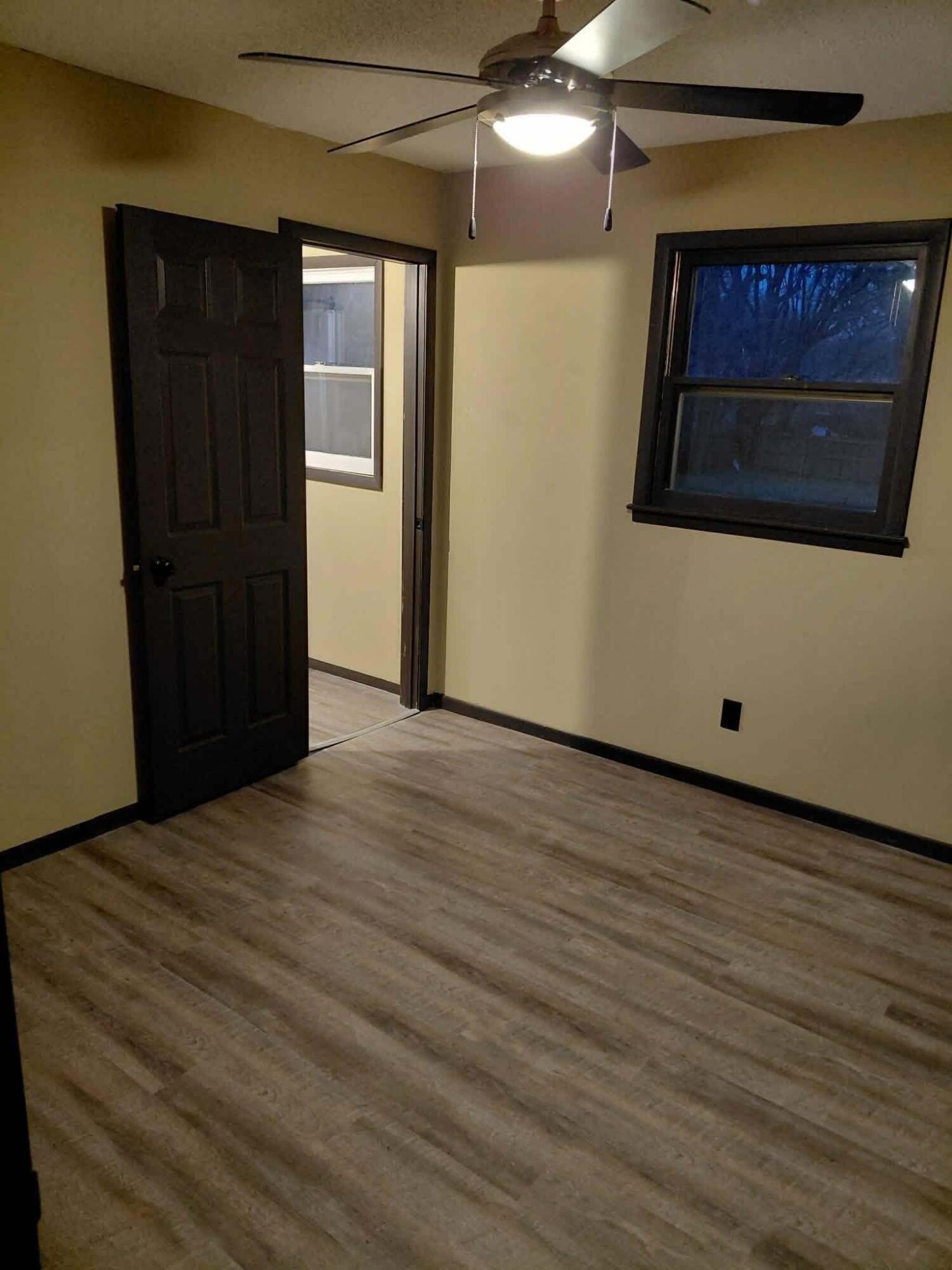 308 North Albany Avenue Property Photo 11