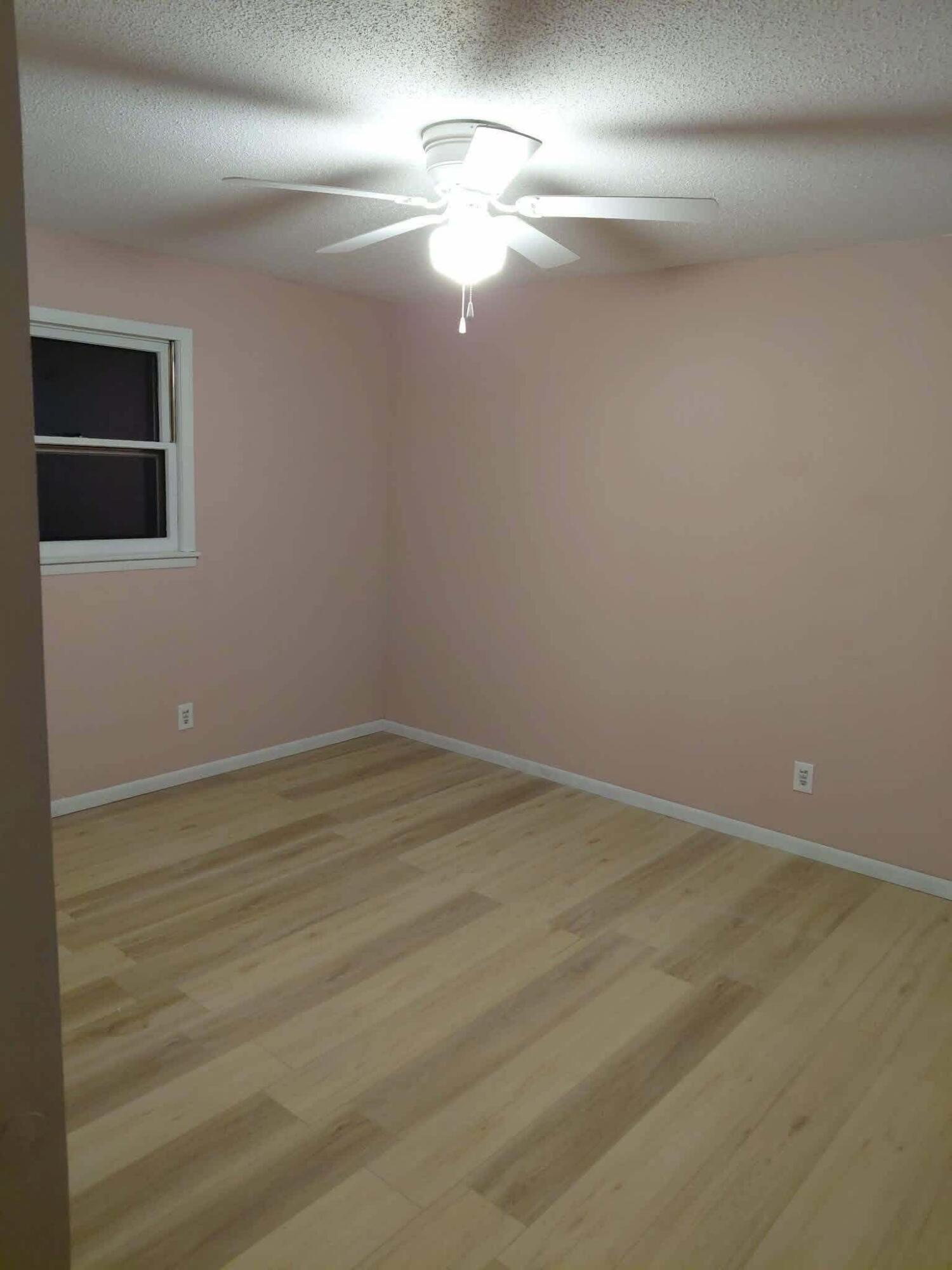 308 North Albany Avenue Property Photo 16
