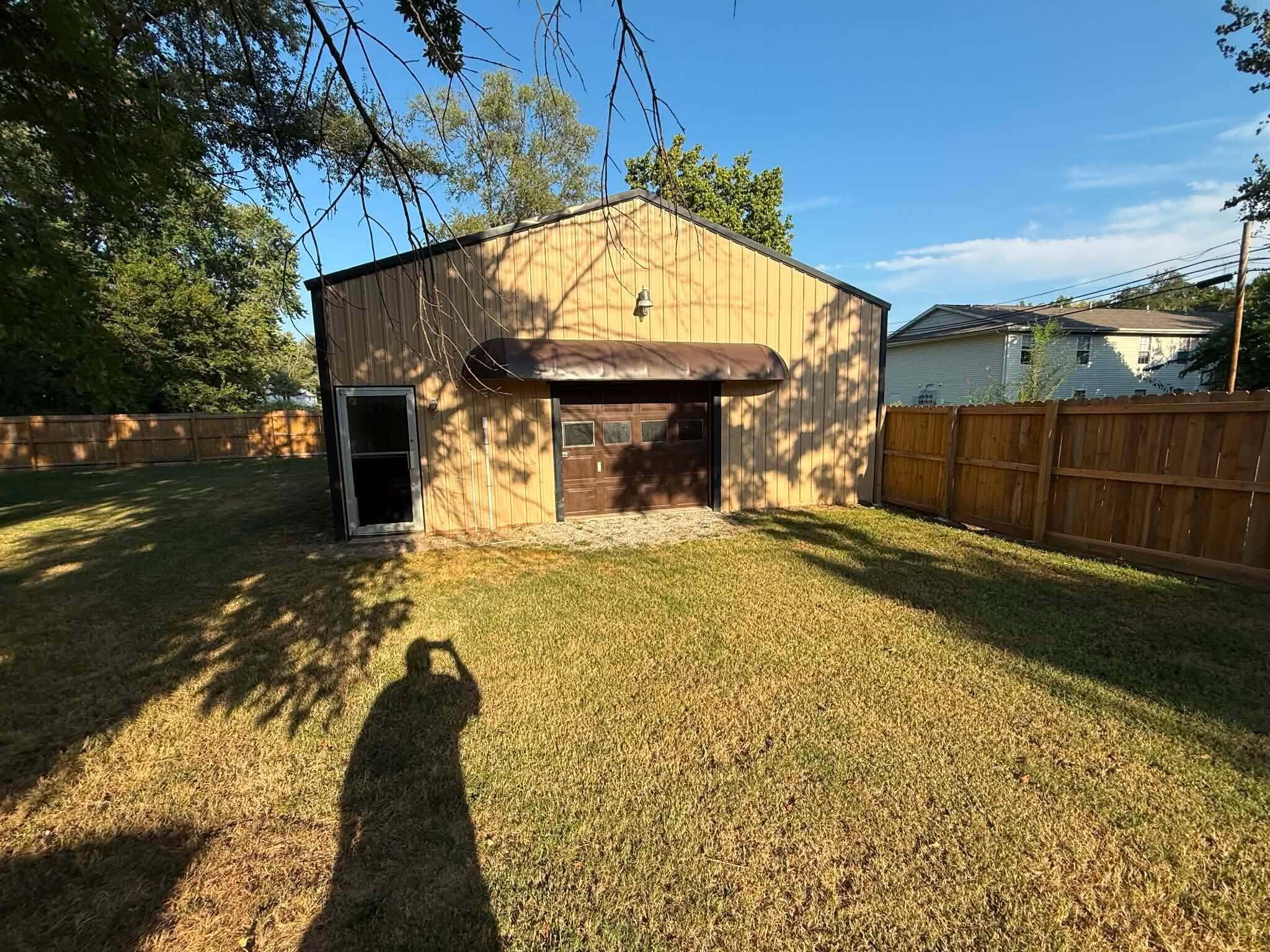 308 North Albany Avenue Property Photo 28