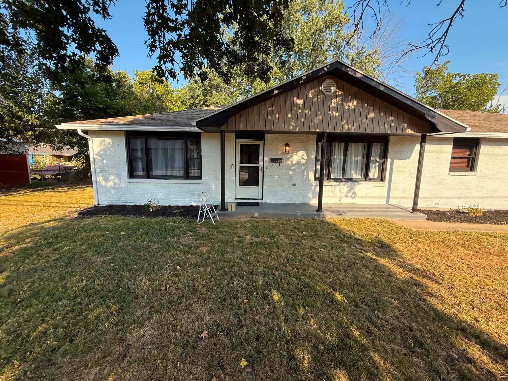 308 North Albany Avenue Property Photo 31