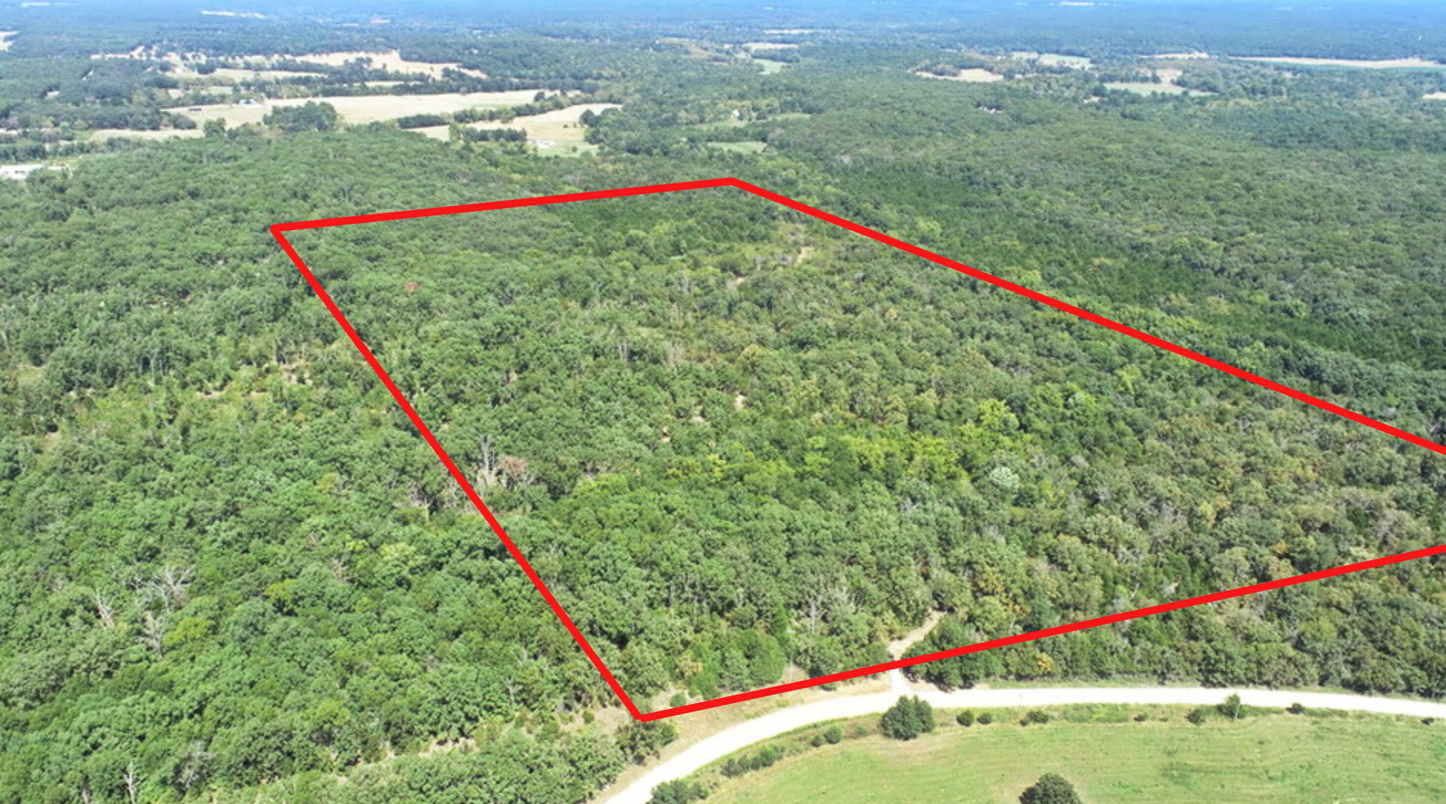 000 Southeast 500 Road Property Photo 2