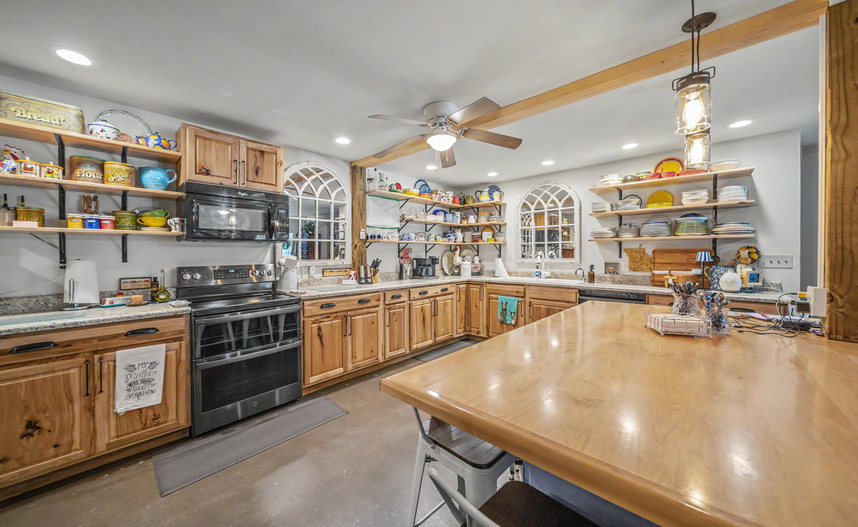 9223 State Highway 32 Property Photo 11