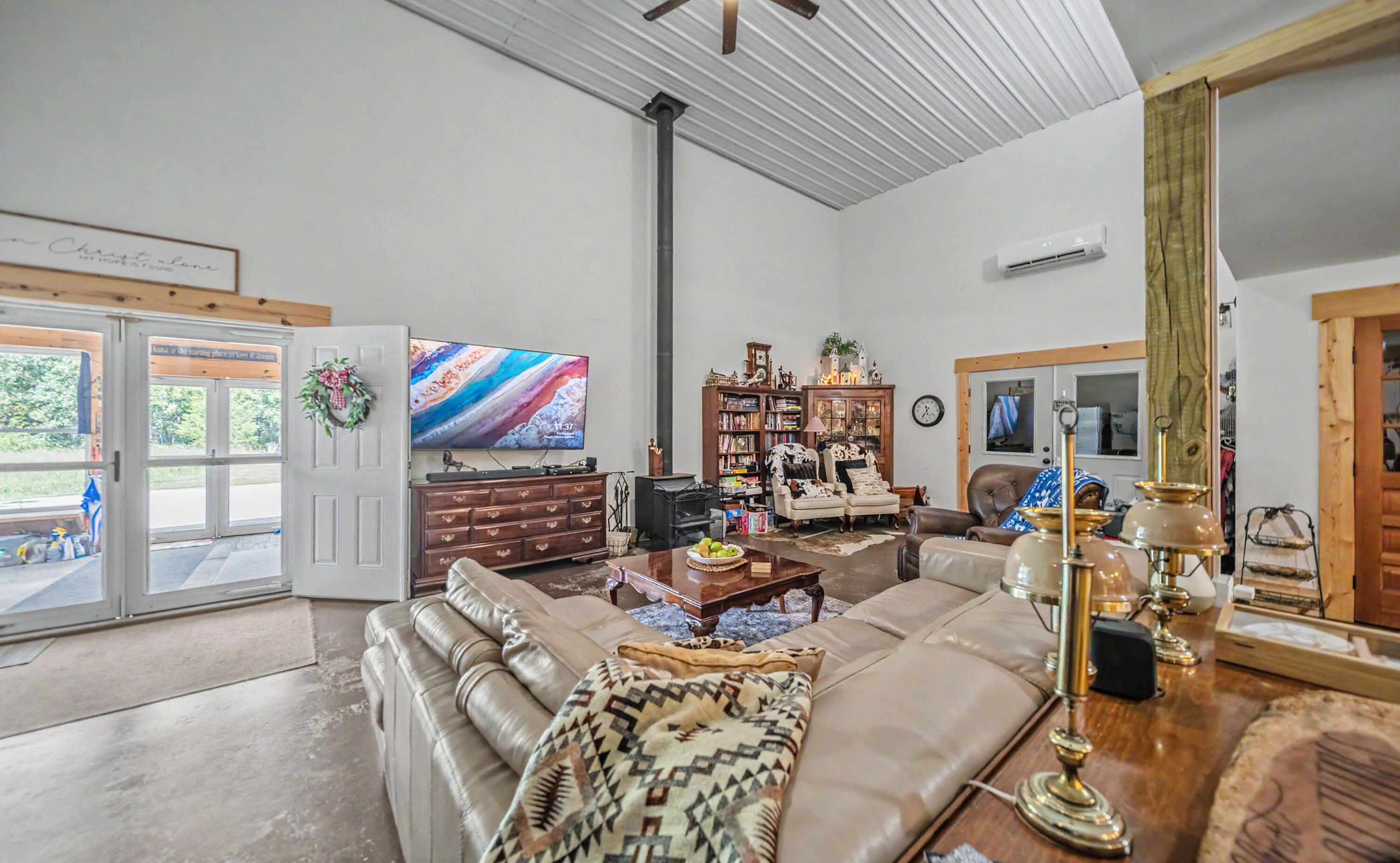 9223 State Highway 32 Property Photo 15