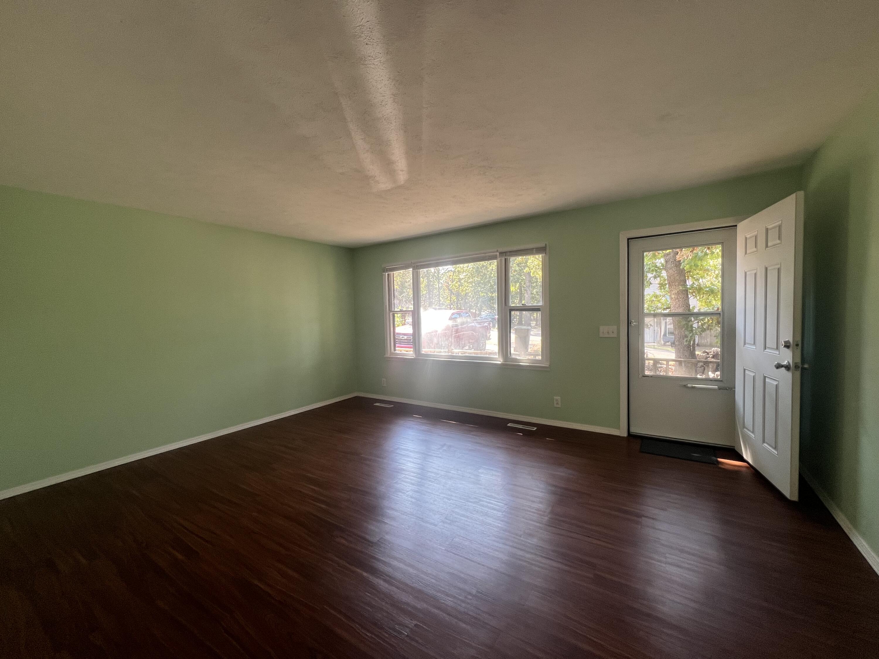569 Cannon Ball Loop Property Photo 2