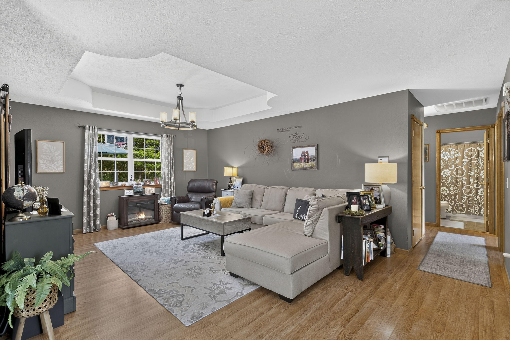 17 Saddleback Street Property Photo 6
