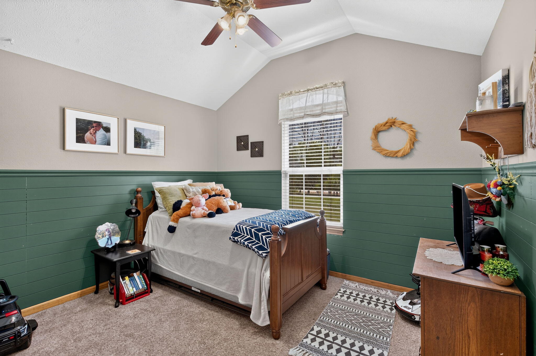17 Saddleback Street Property Photo 29