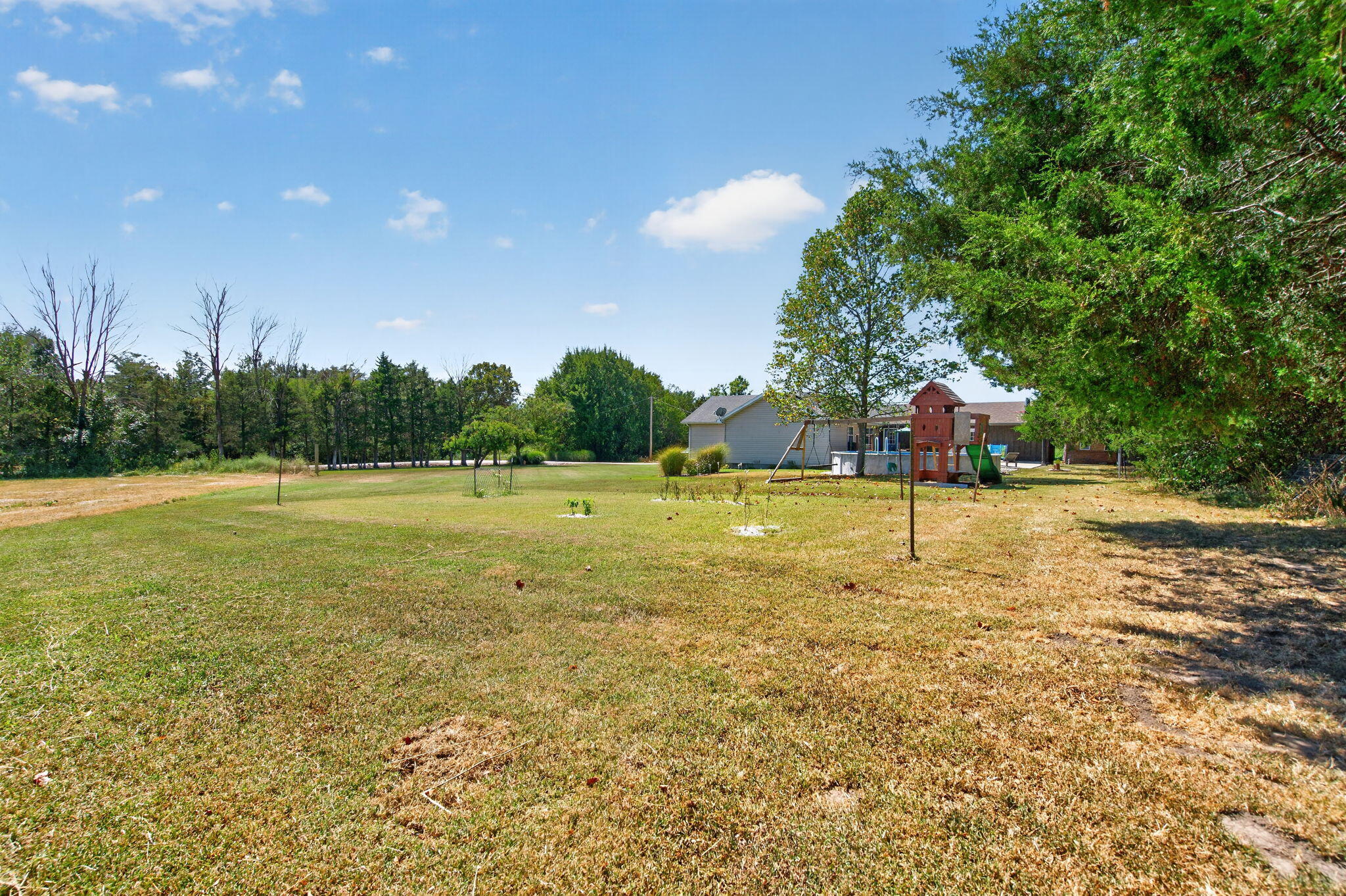 17 Saddleback Street Property Photo 37