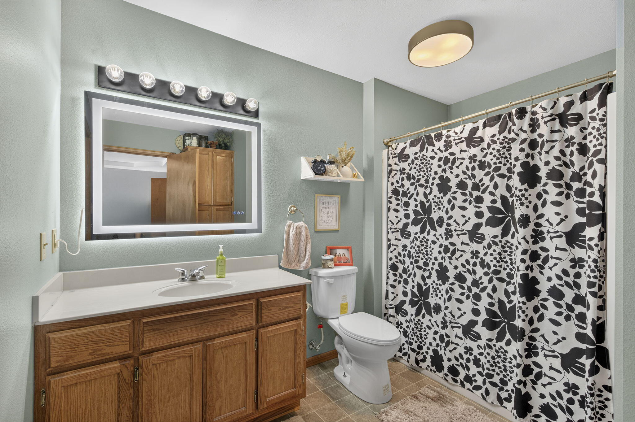 60333345 Property Photo 22