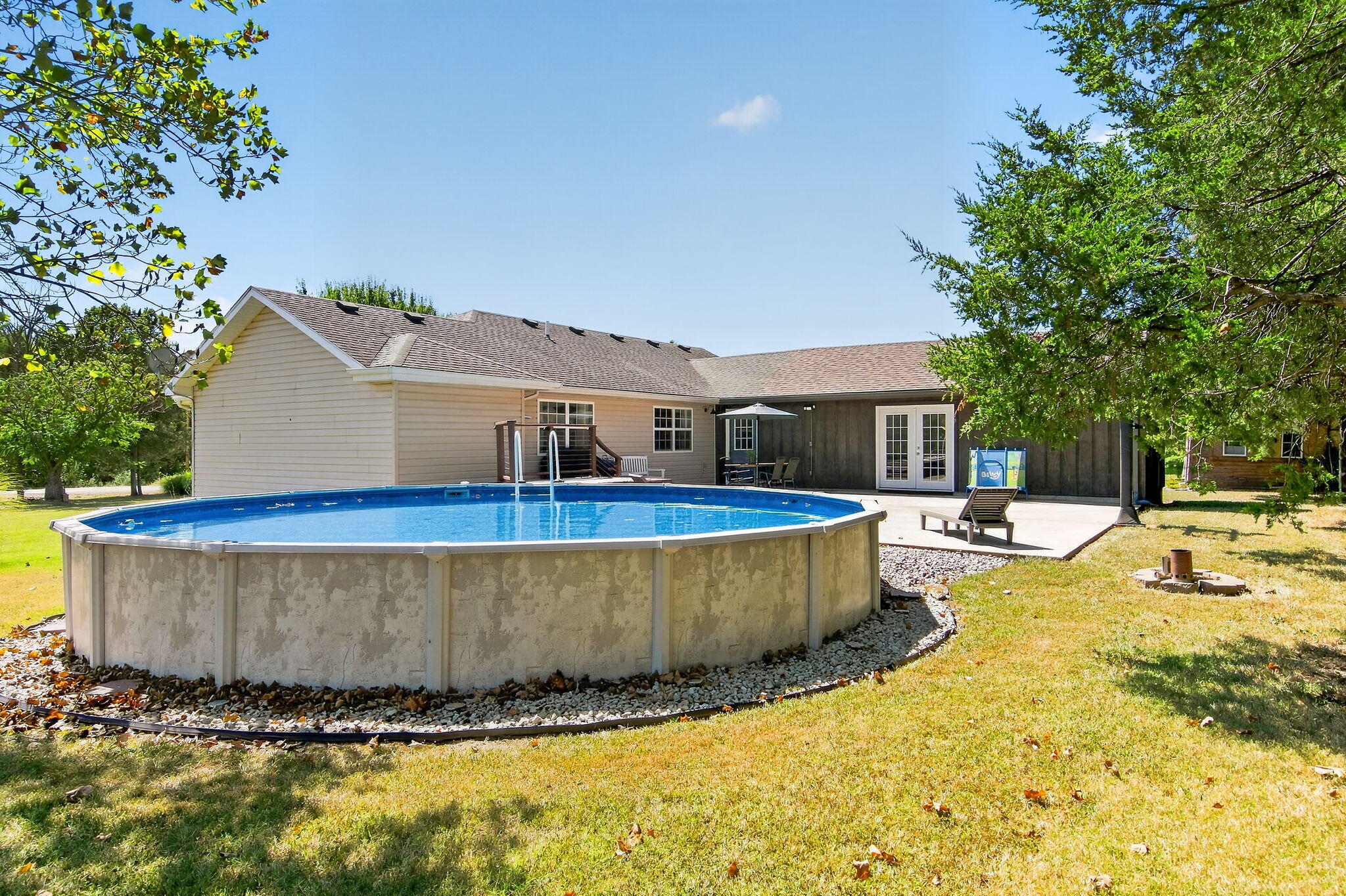 60333345 Property Photo 30