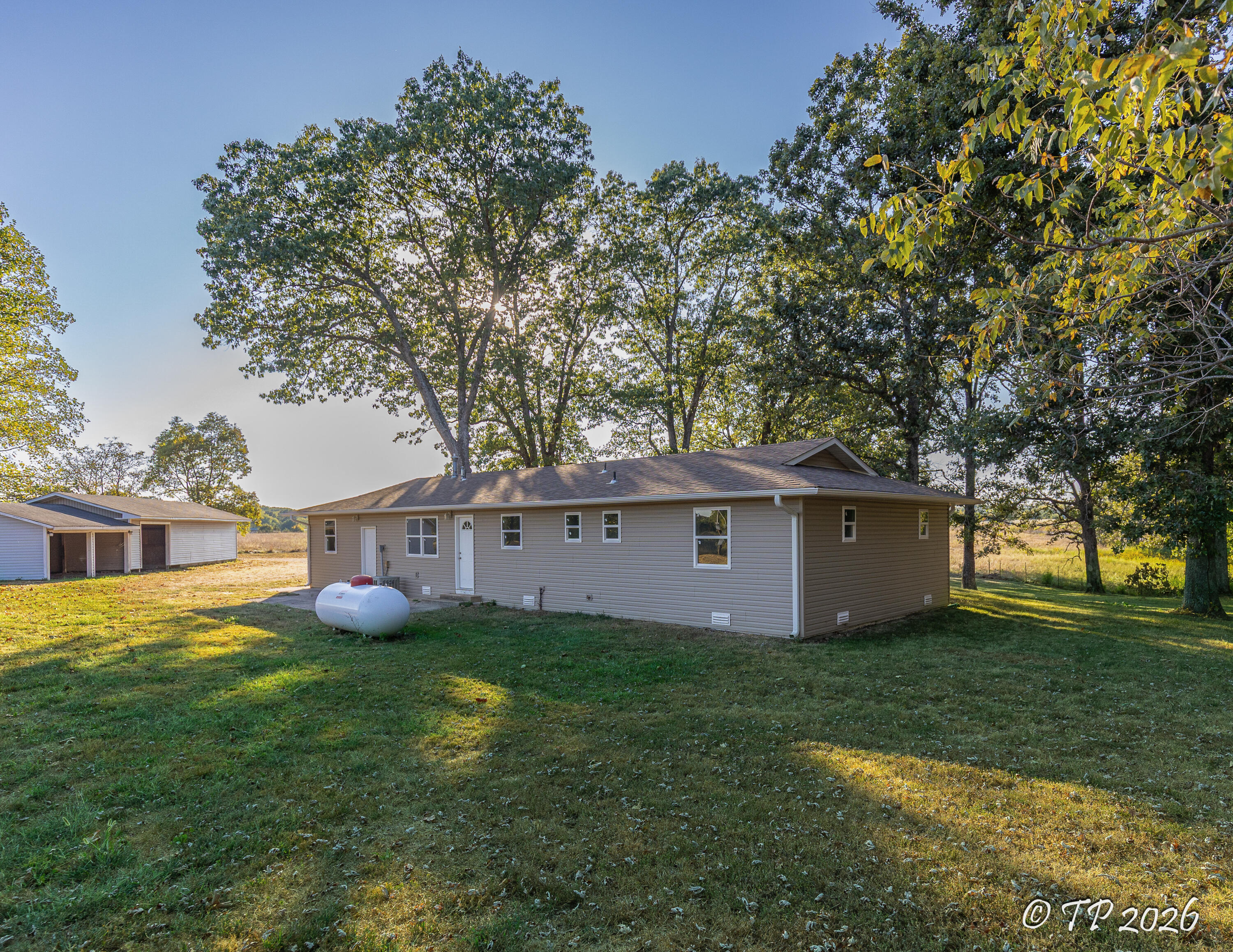 4618 State Rte N Property Photo 3