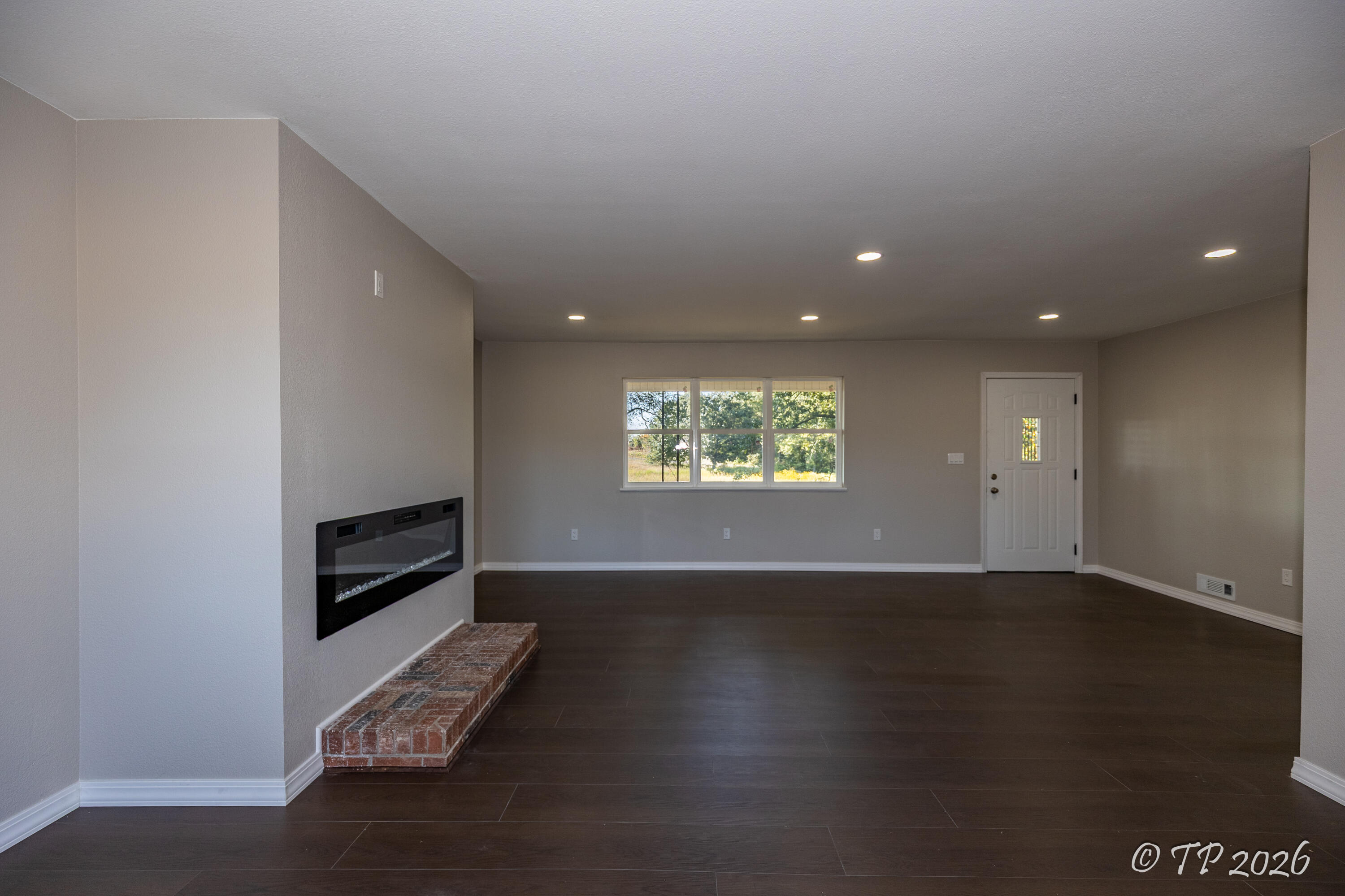 4618 State Rte N Property Photo 5
