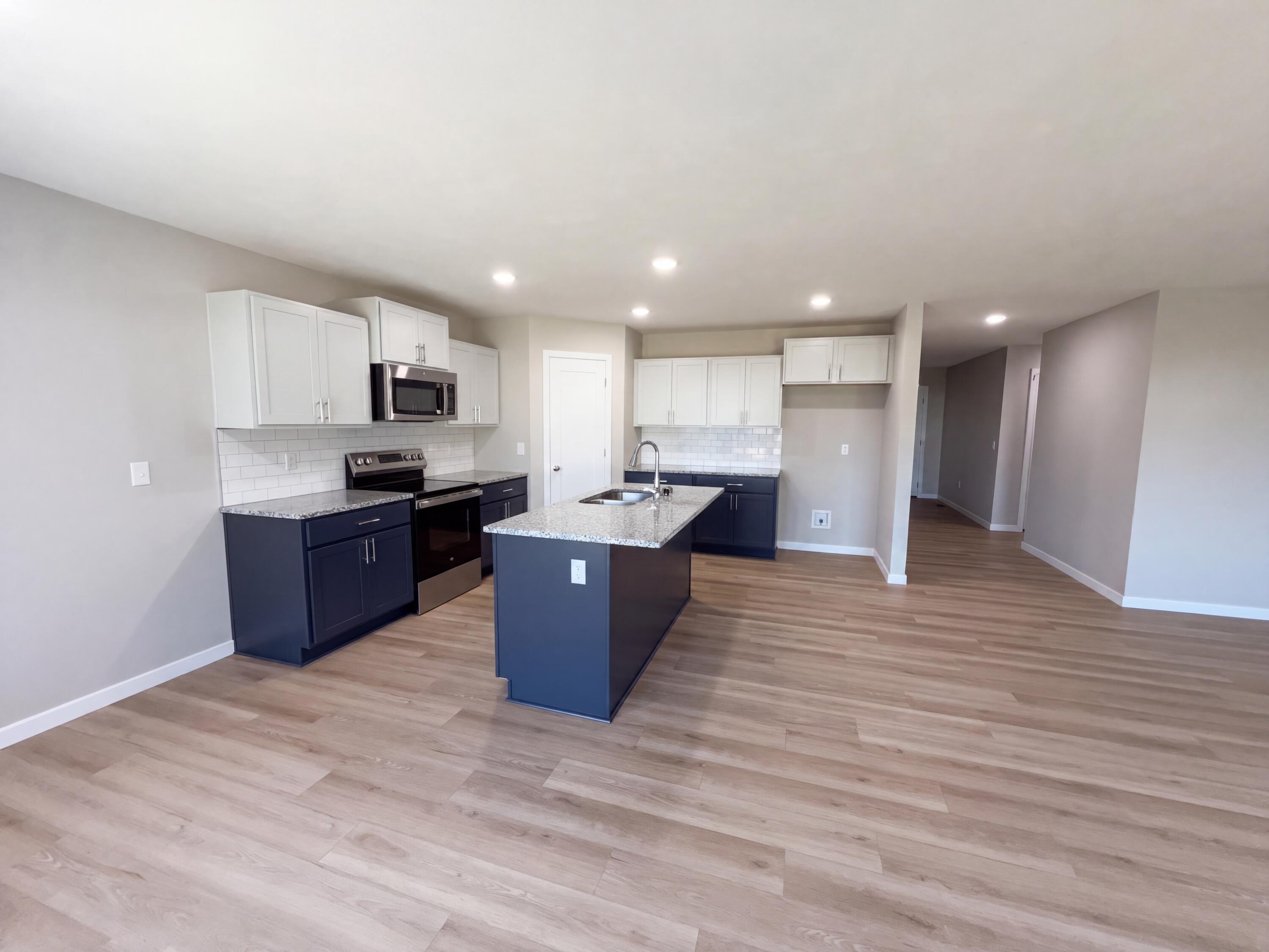 5017 West Cozy Court Property Photo 2