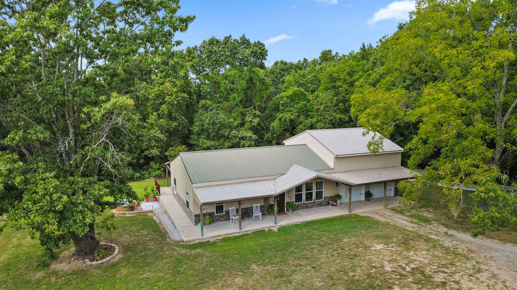 10589 State Highway O Property Photo 3