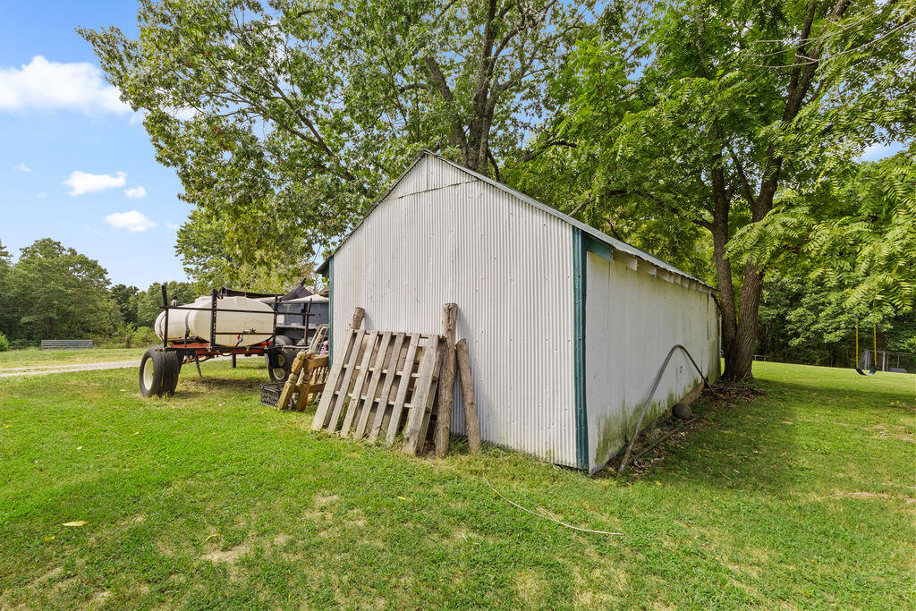 10589 State Highway O Property Photo 31