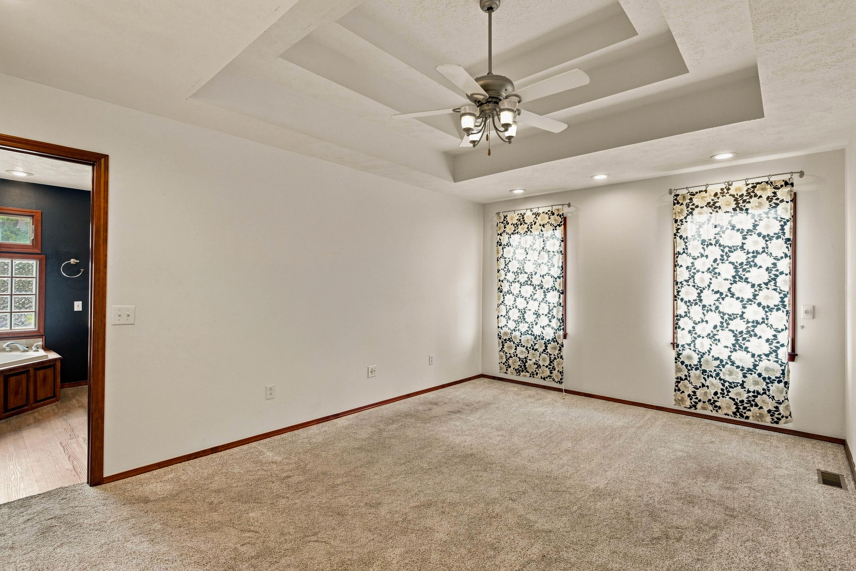 208 Miller Way Property Photo 13