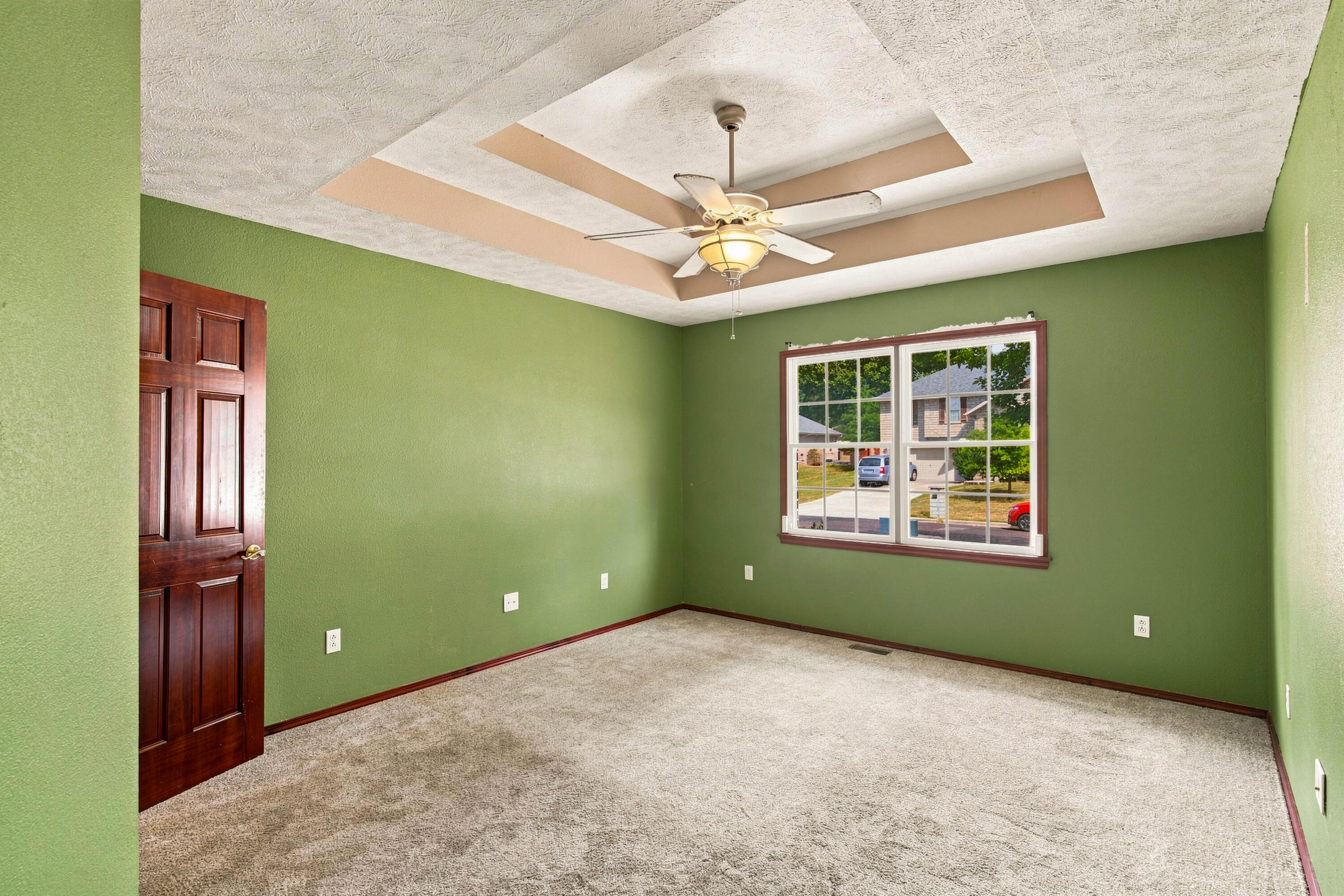 208 Miller Way Property Photo 23