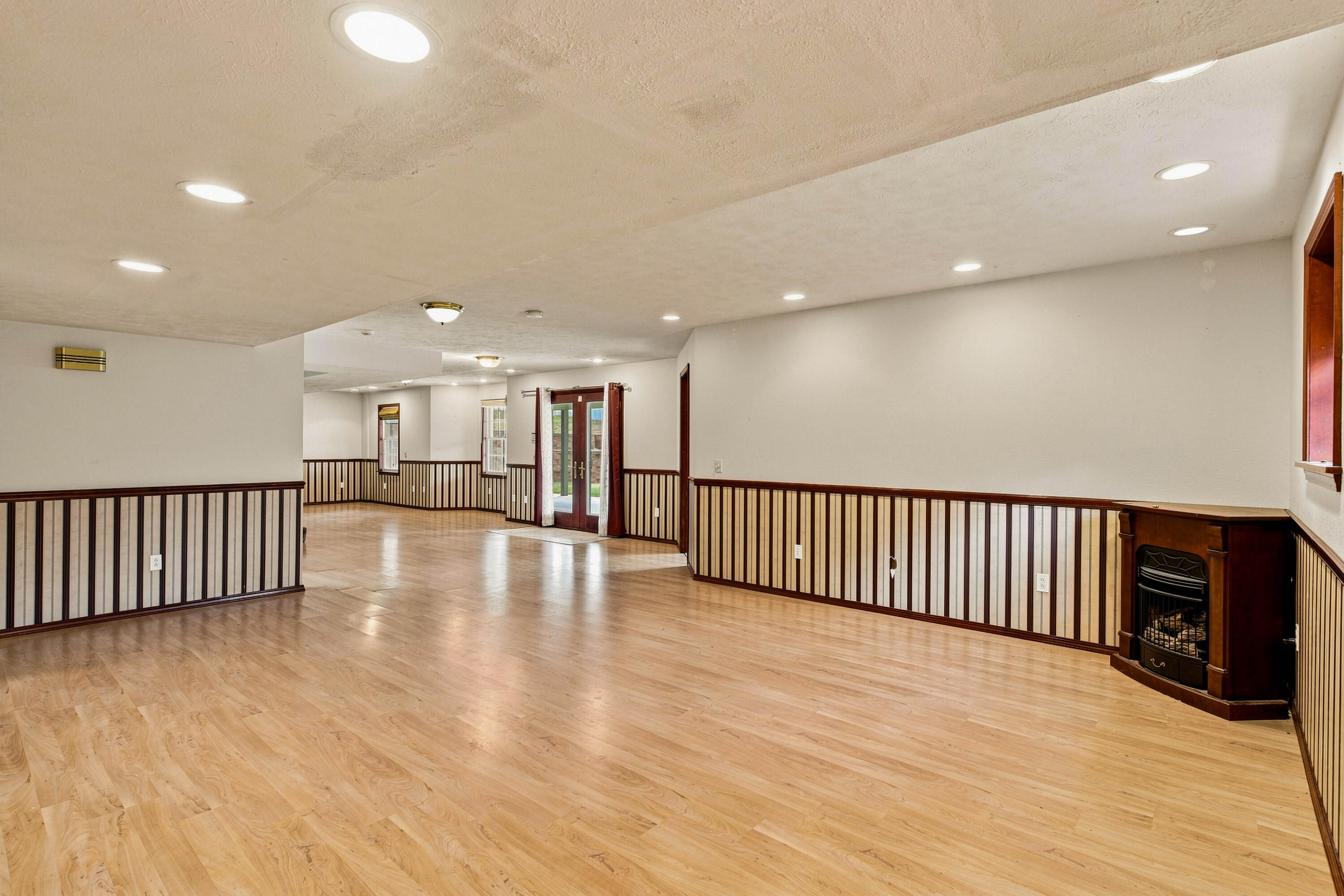 208 Miller Way Property Photo 32
