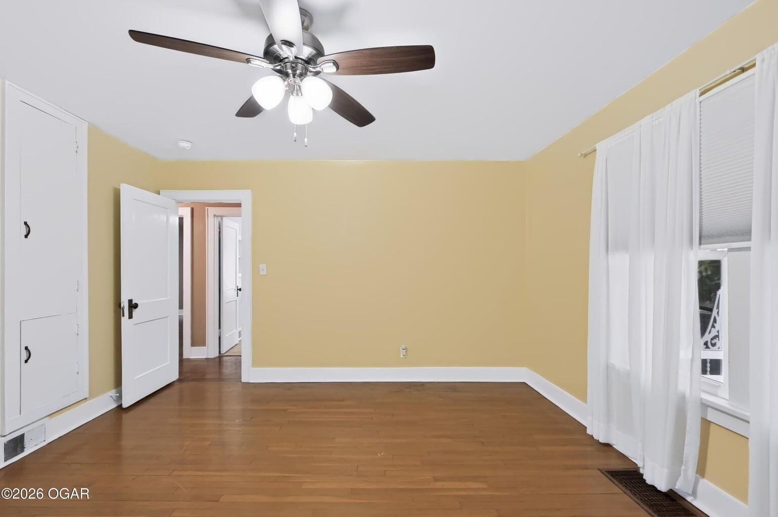 507 West Hickory Street Property Photo 21