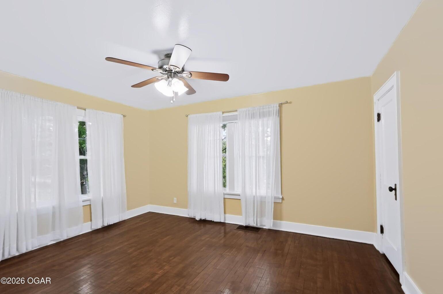 507 West Hickory Street Property Photo 22