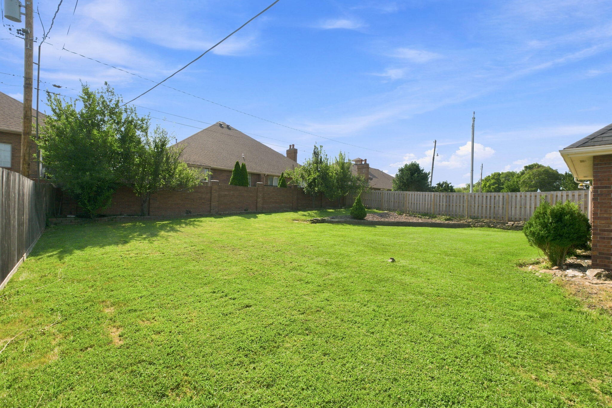 3214 South Oak Avenue Property Photo 32