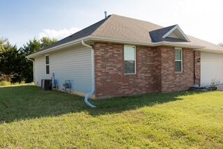 260 Towne Property Photo 6