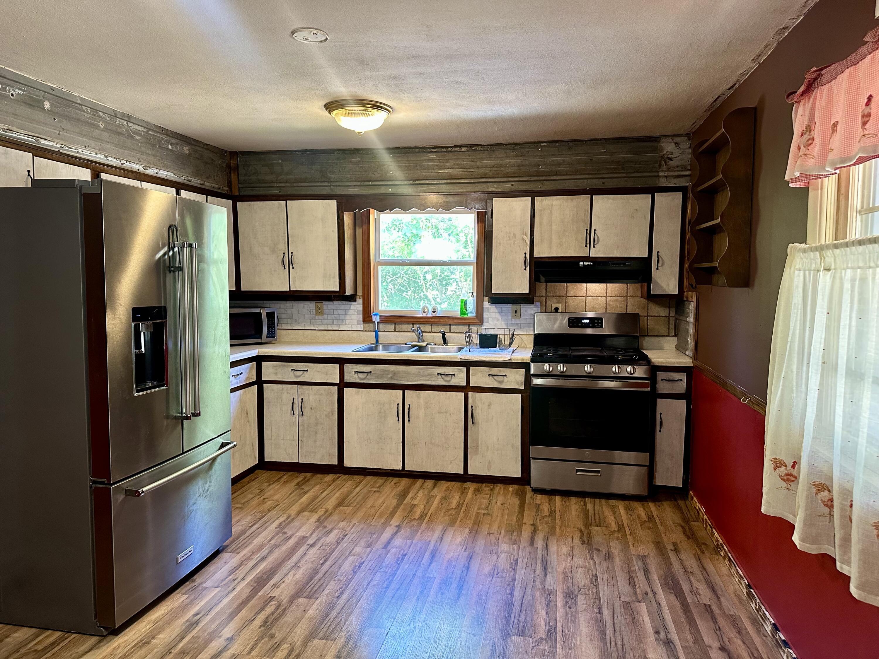 460 State Highway Hh Property Photo 5