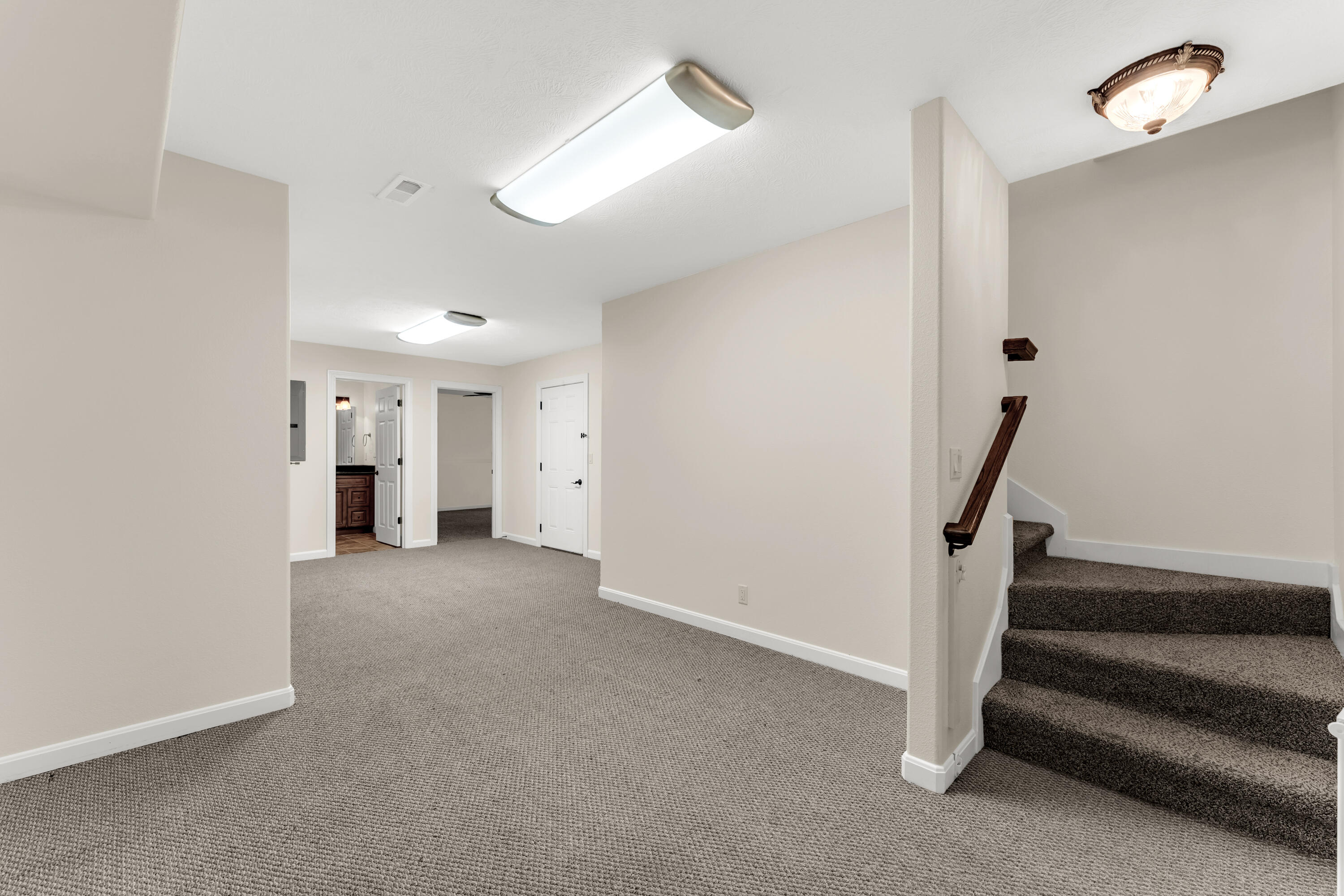 60 New Hope Court Property Photo 21