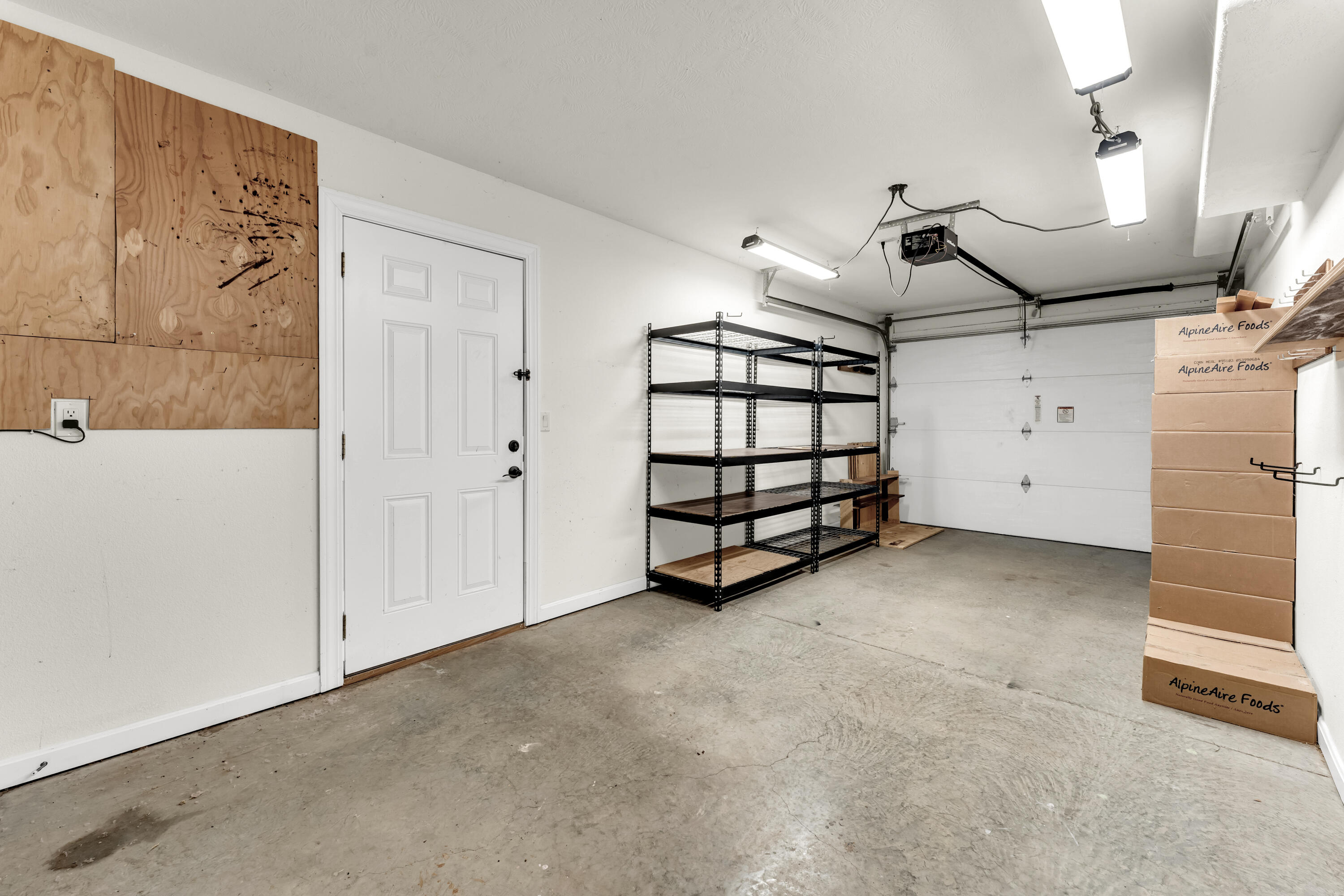 60 New Hope Court Property Photo 28
