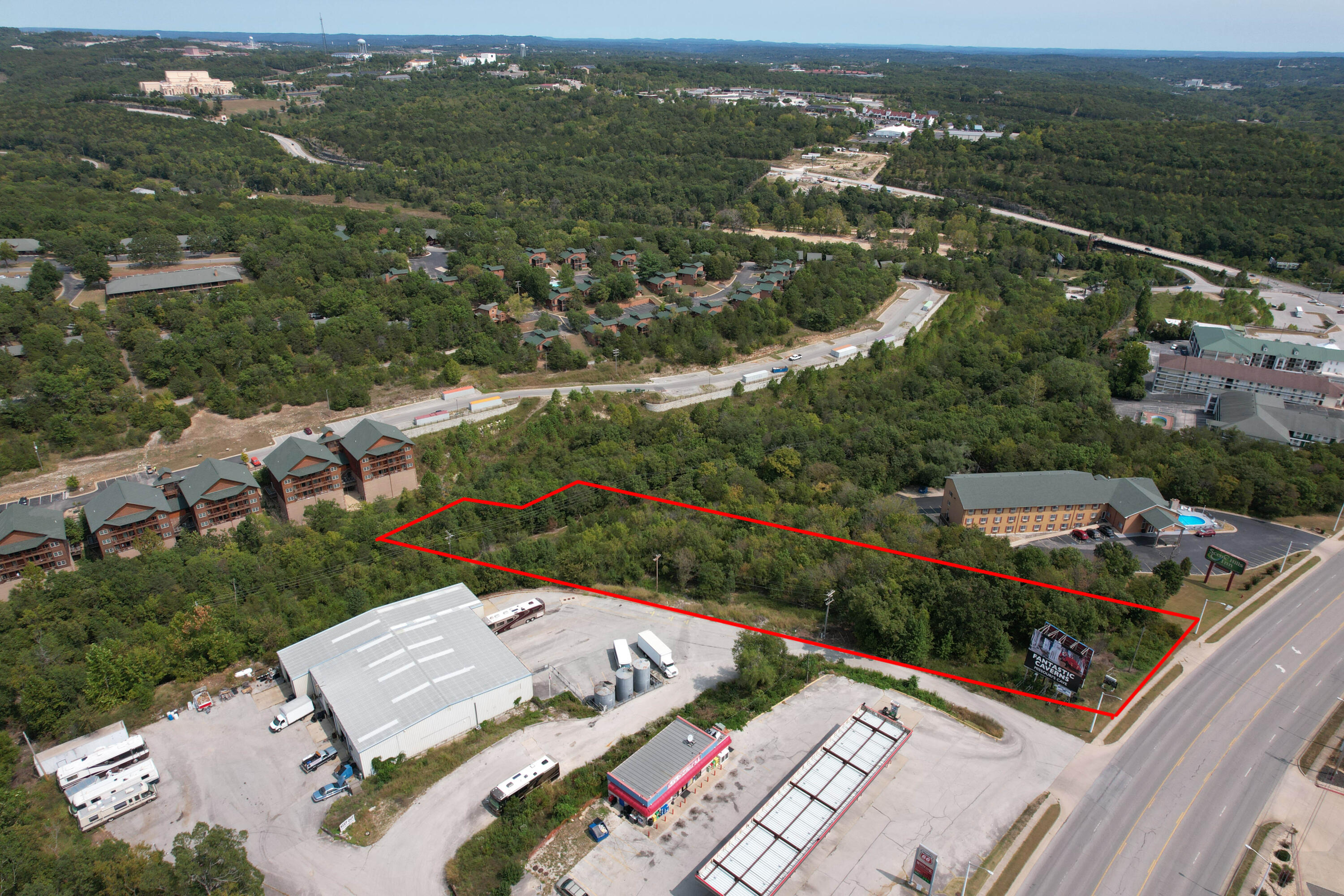 2534 Shepherd Of The Hills Expressway Property Photo 4