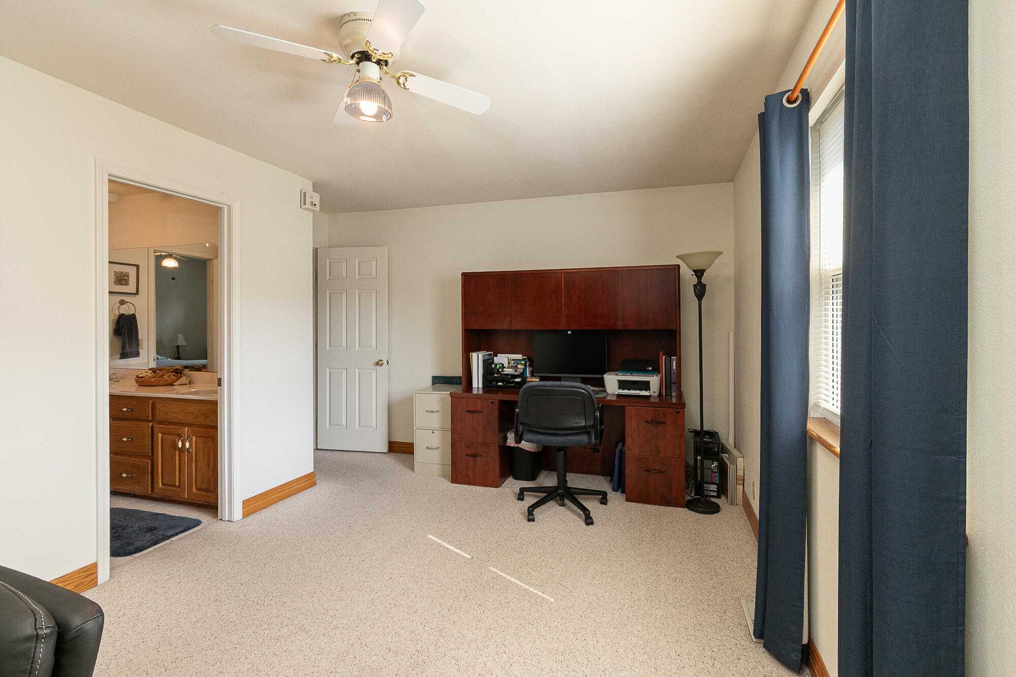 511 North Russell Avenue Property Photo 20