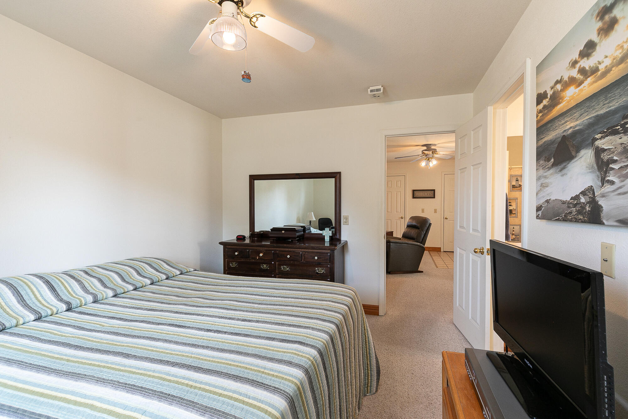 511 North Russell Avenue Property Photo 23