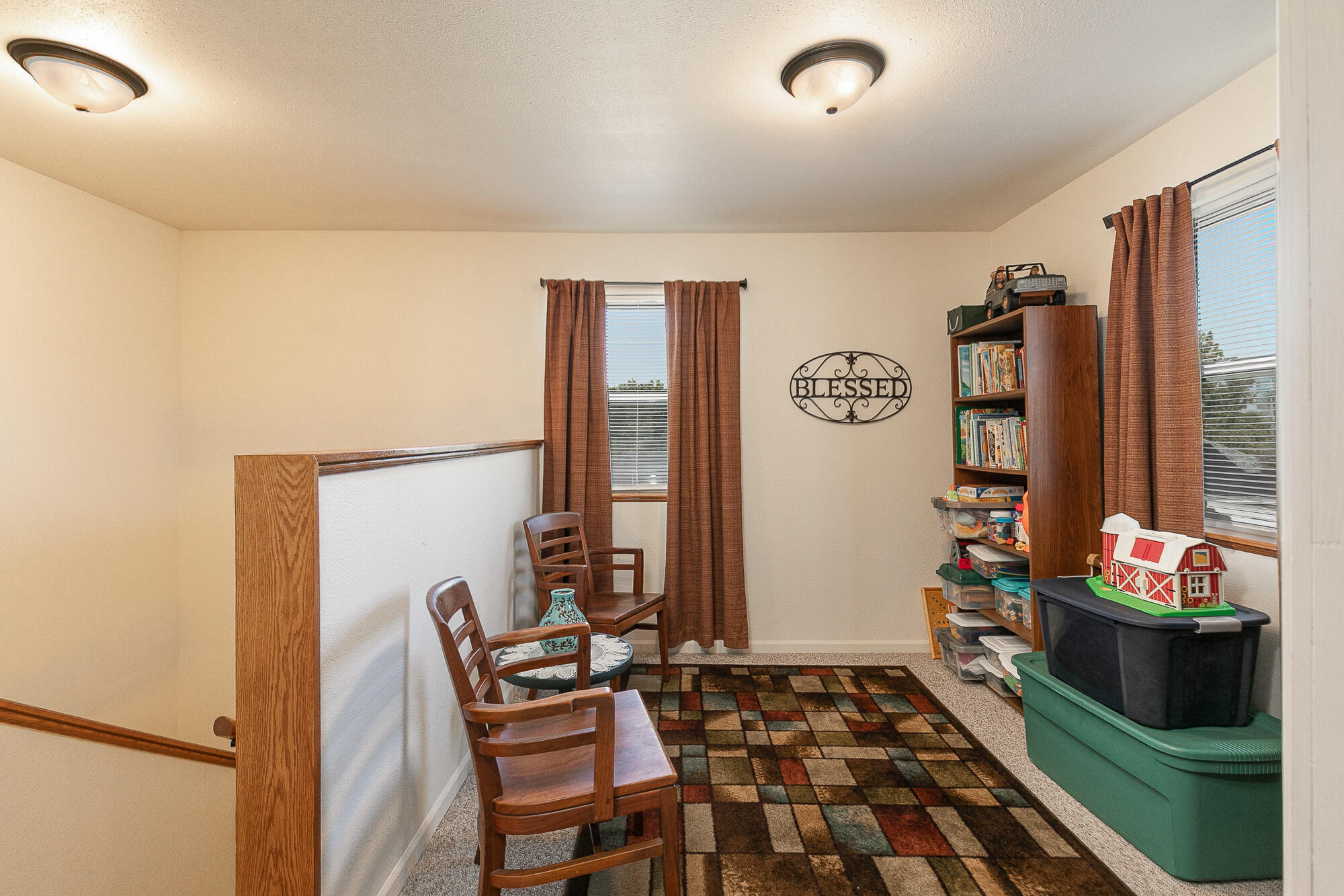 511 North Russell Avenue Property Photo 28