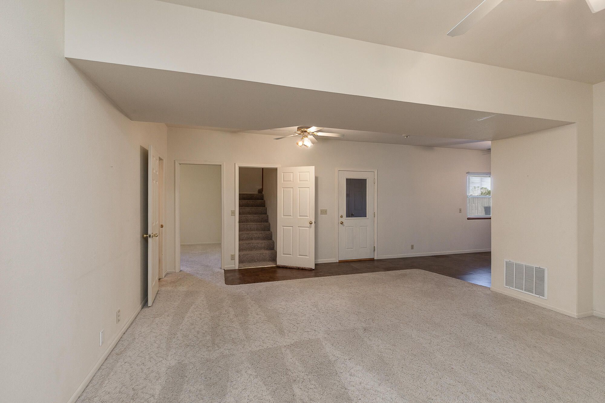 511 North Russell Avenue Property Photo 31