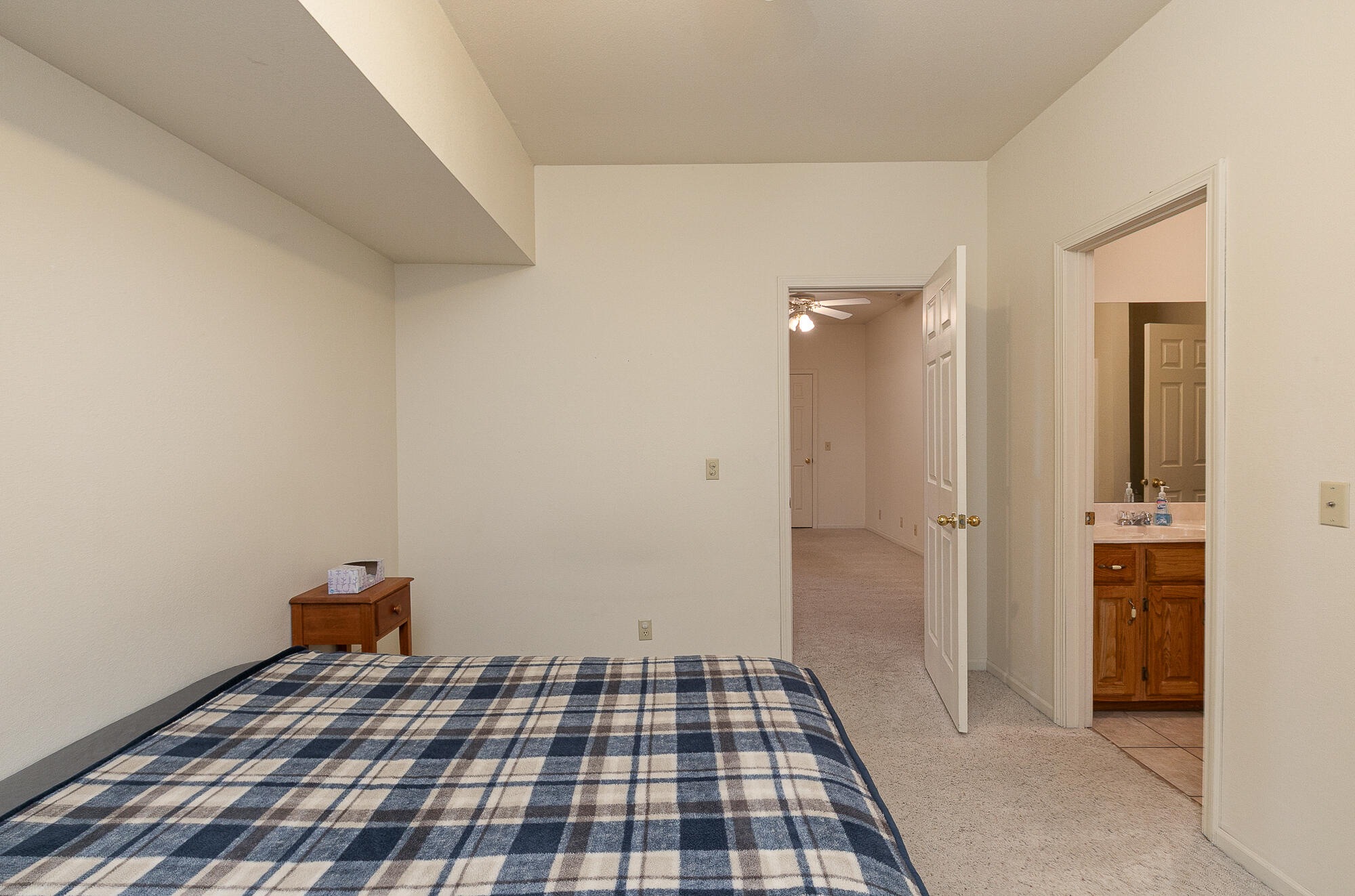 511 North Russell Avenue Property Photo 45