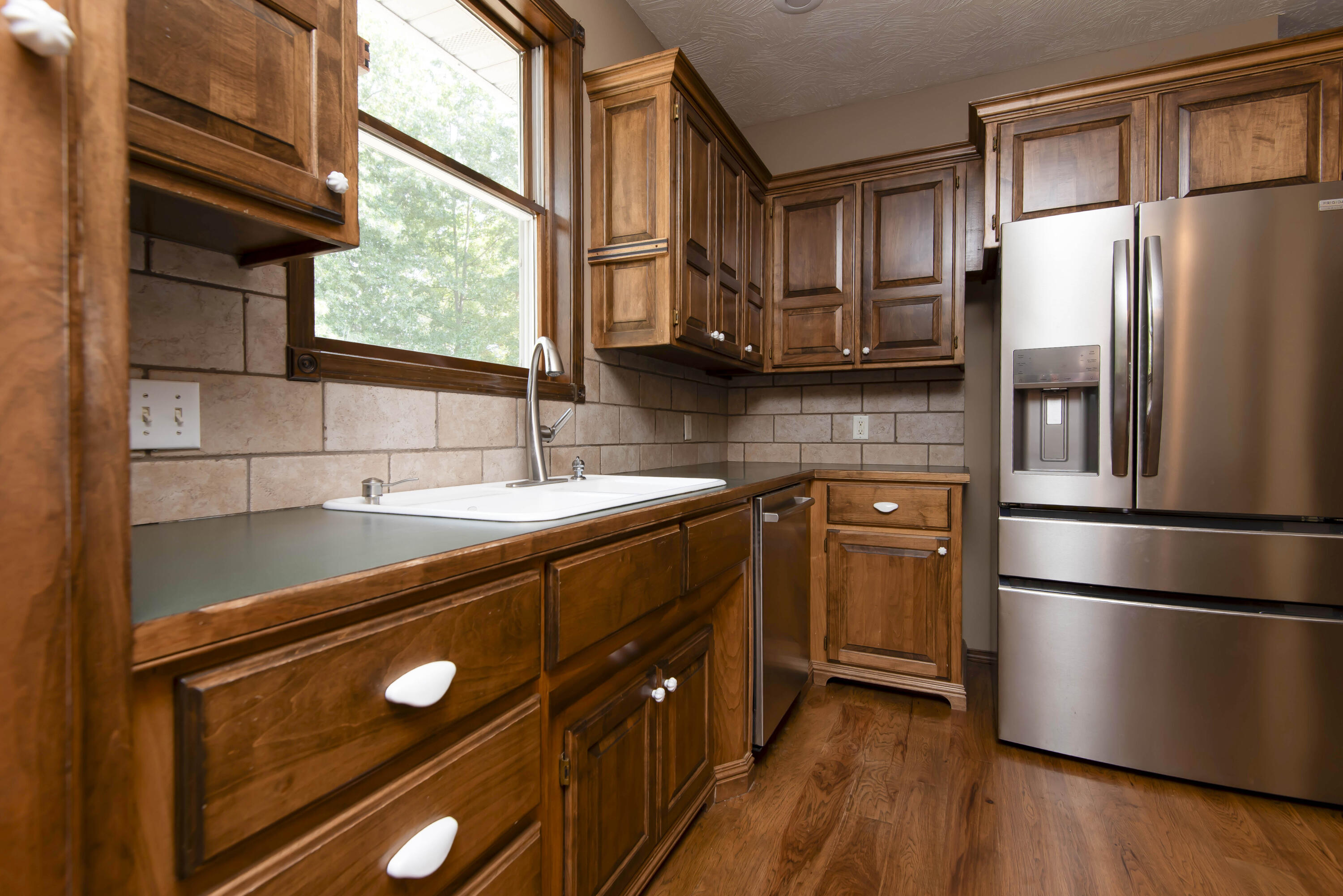 1910 North Farm Road 97 Property Photo 19
