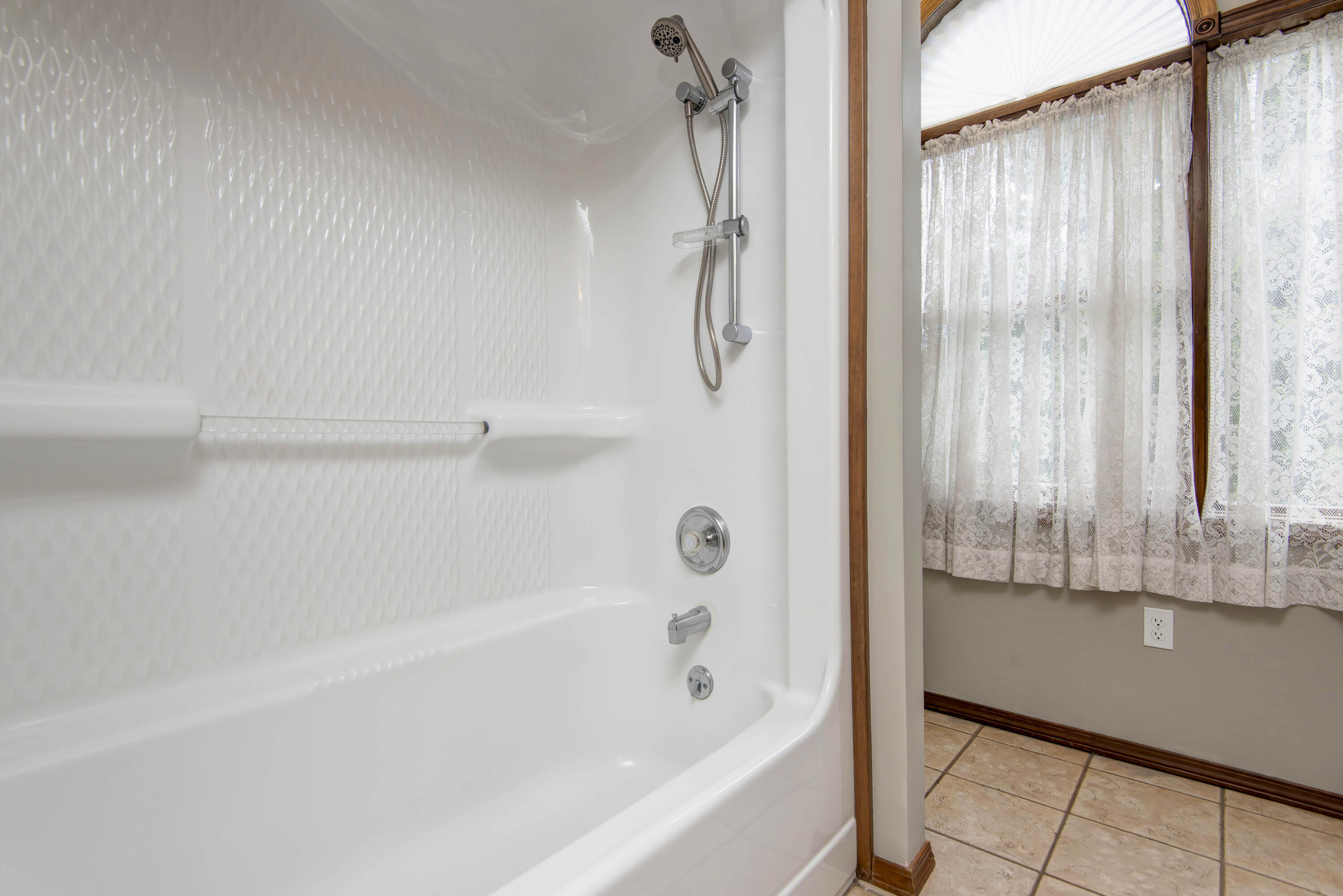 1910 North Farm Road 97 Property Photo 36
