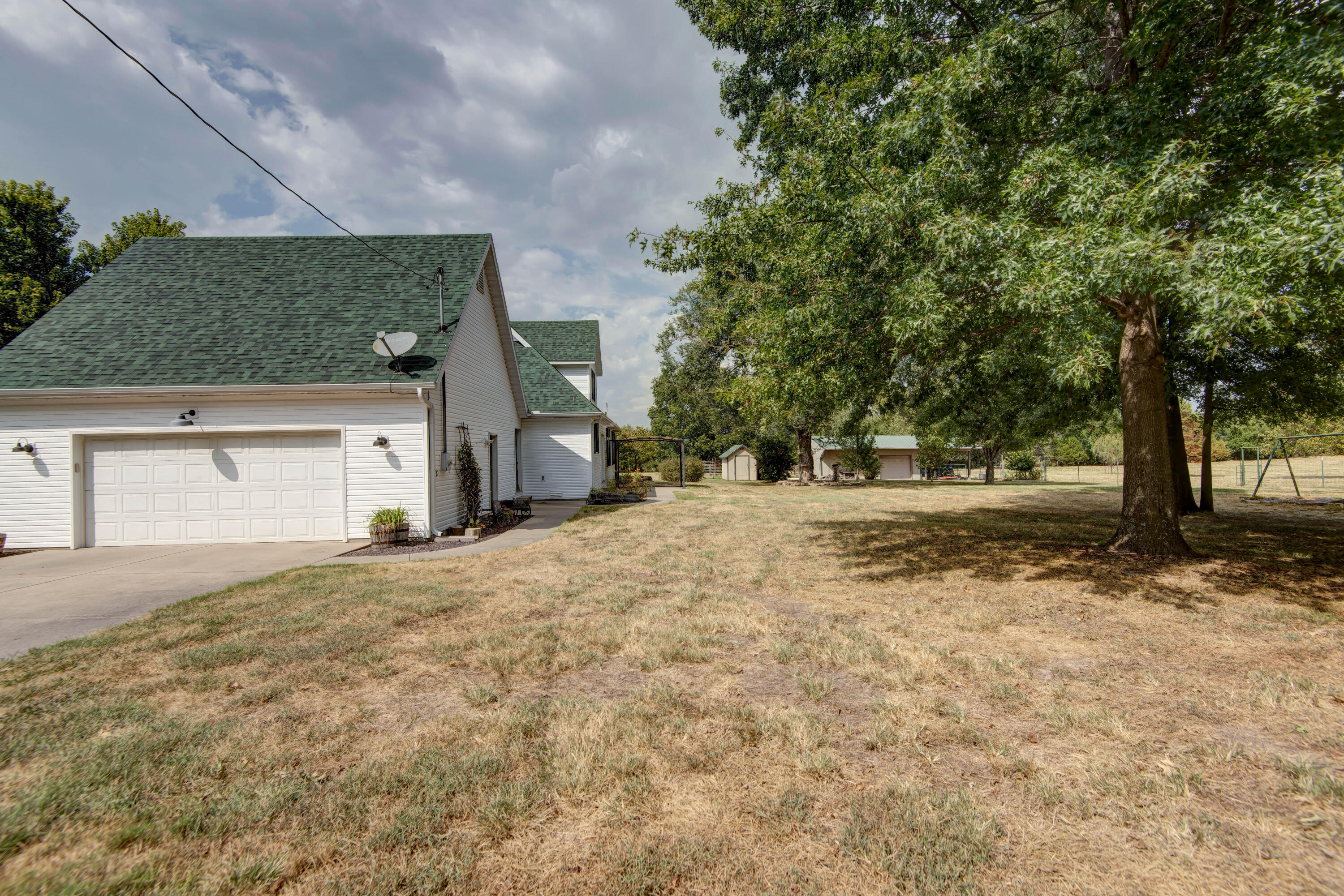 1910 North Farm Road 97 Property Photo 57