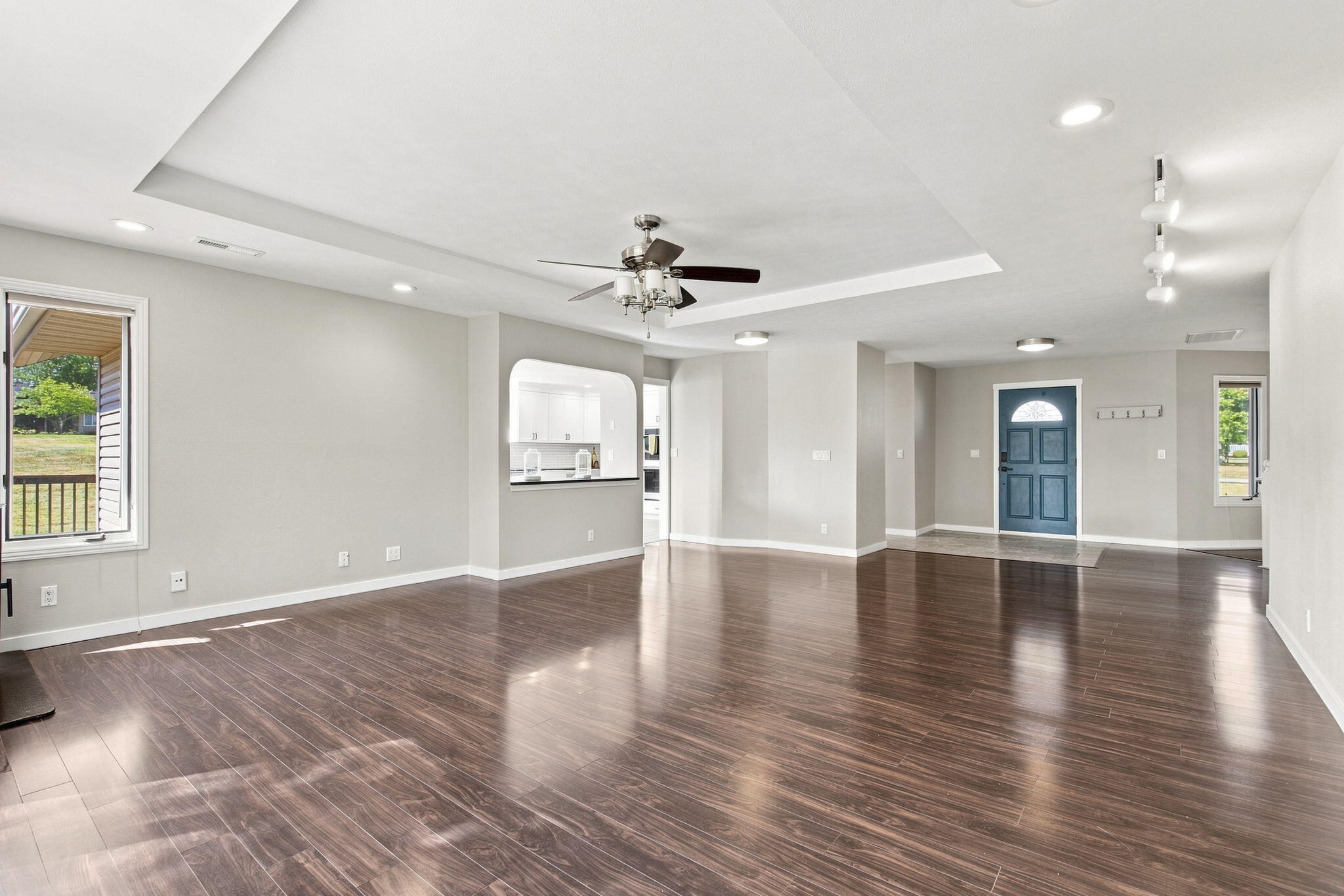 1404 Cody Road Property Photo 7