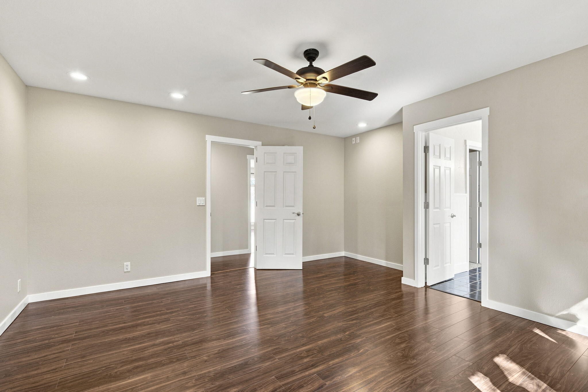1404 Cody Road Property Photo 17