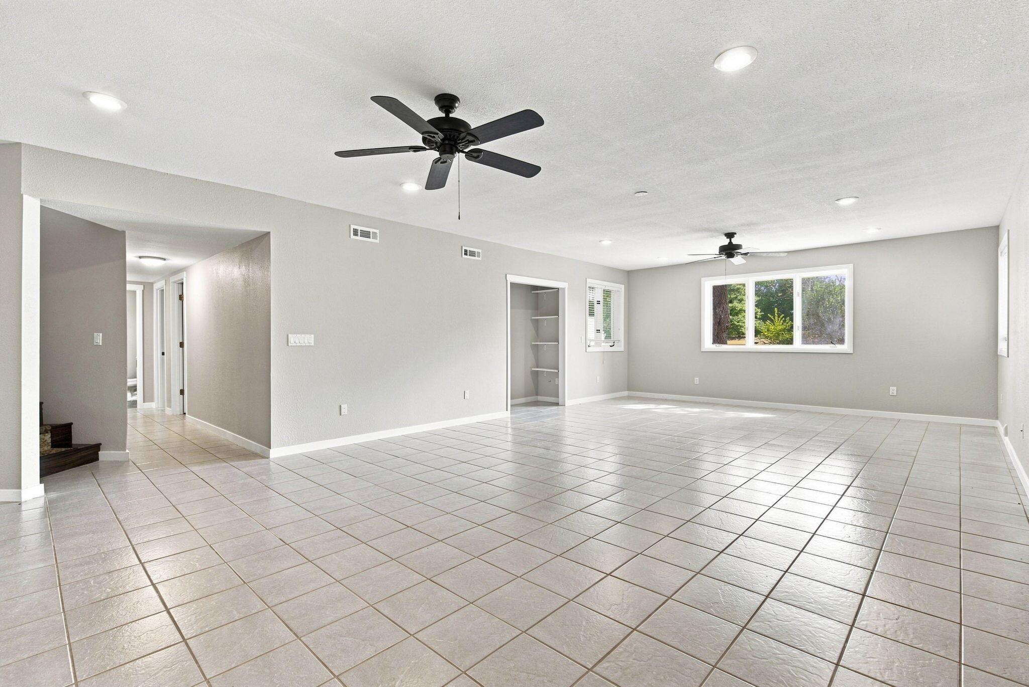 1404 Cody Road Property Photo 24