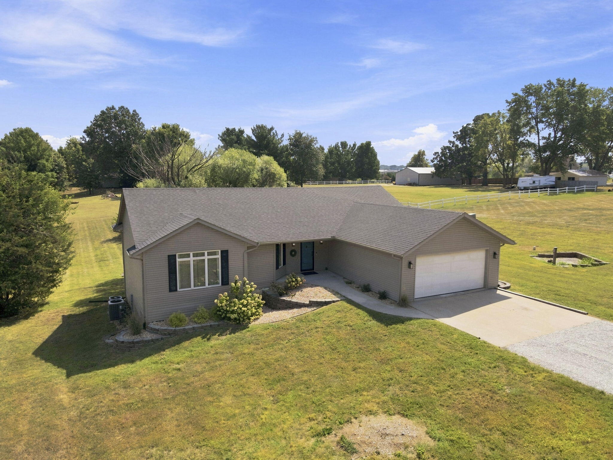 1404 Cody Road Property Photo 38