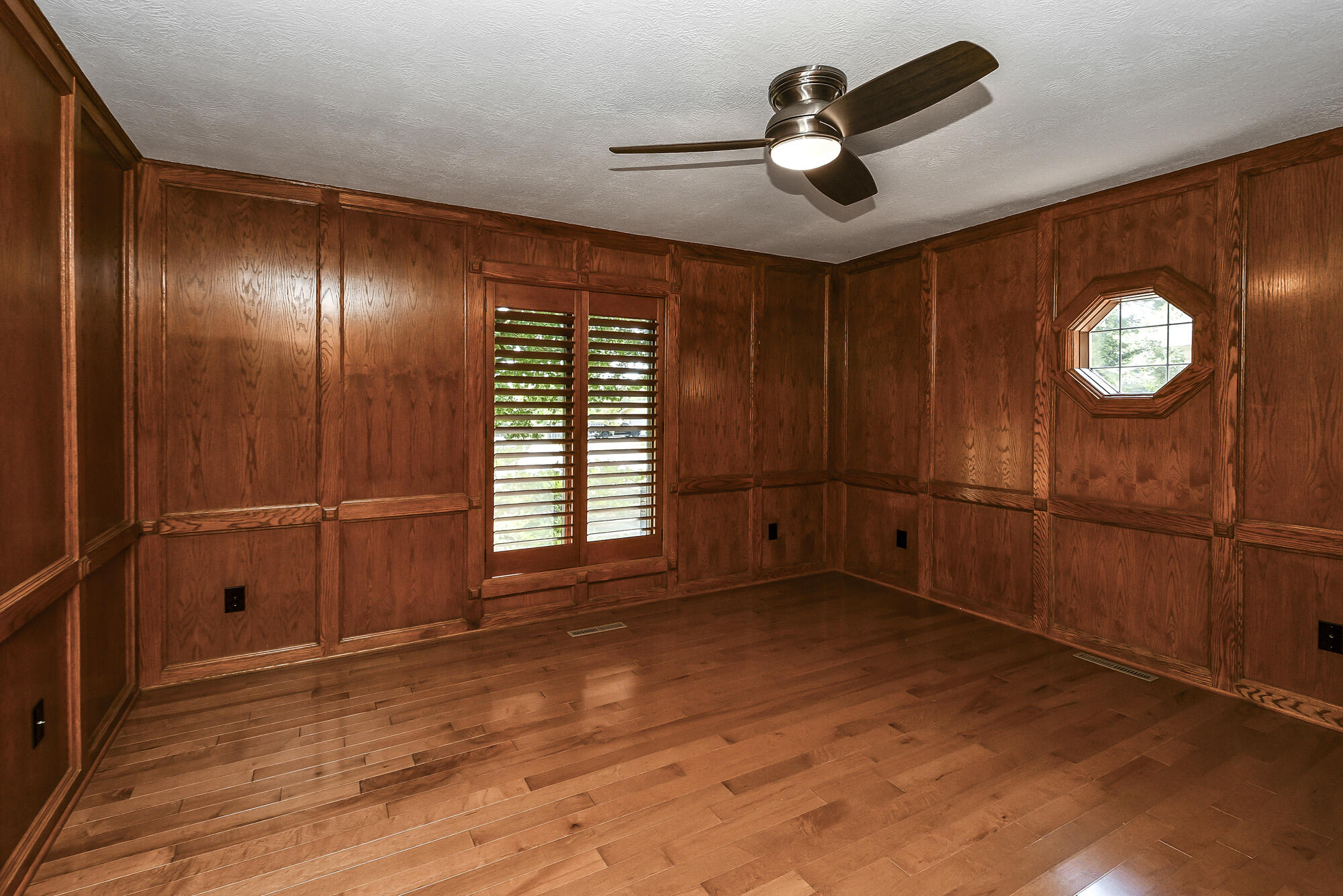 929 South Mumford Drive Property Photo 47