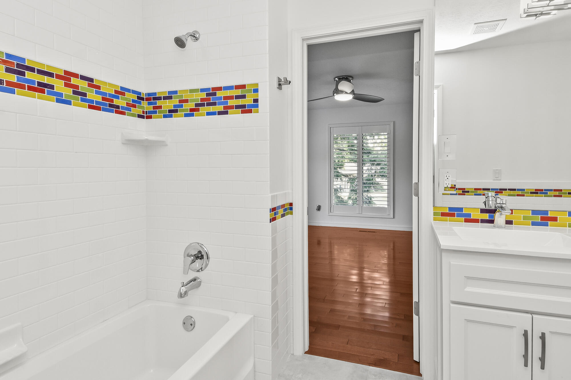 929 South Mumford Drive Property Photo 48
