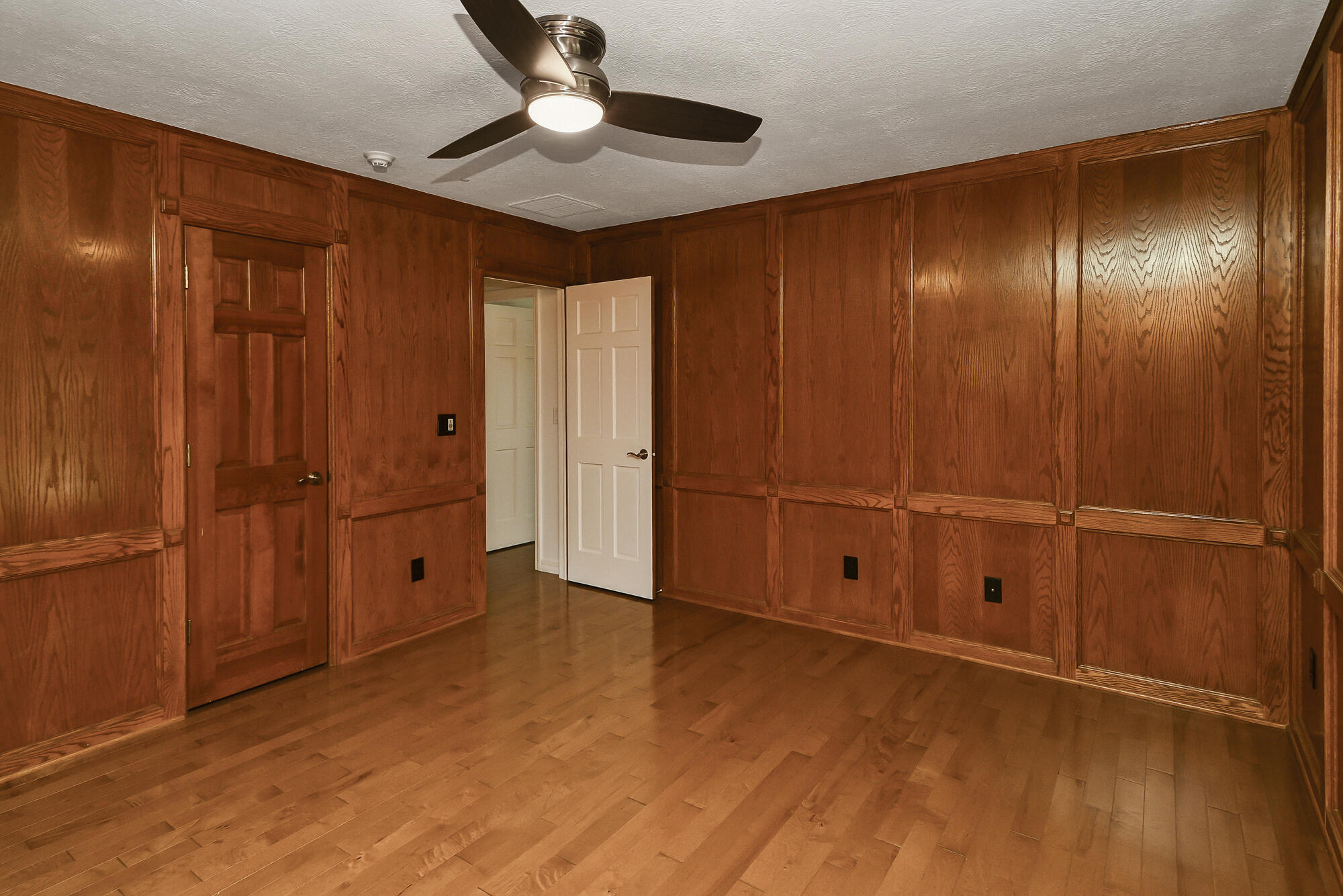 929 South Mumford Drive Property Photo 54