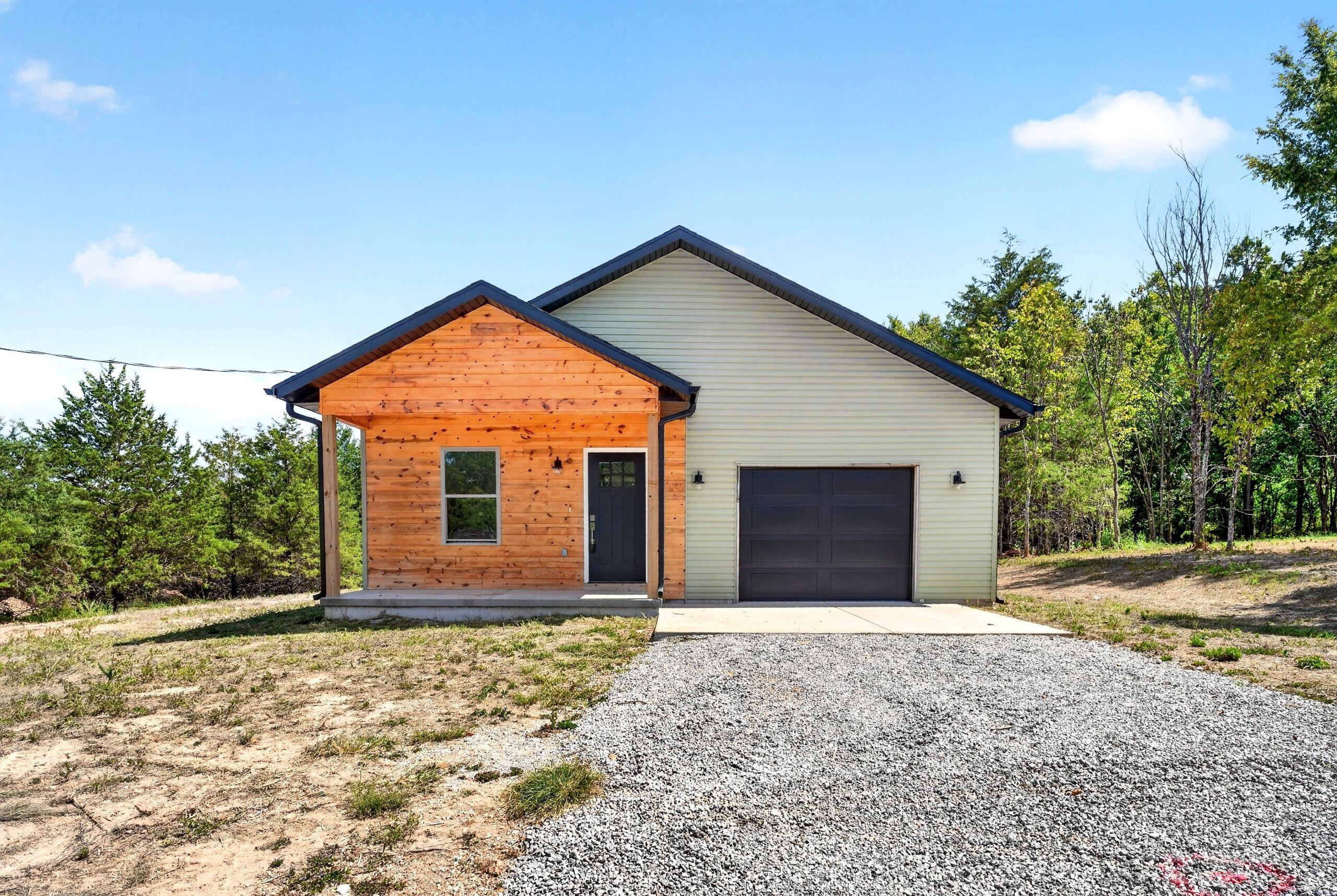104 Birchwood Trail Lot 13 Property Photo 2