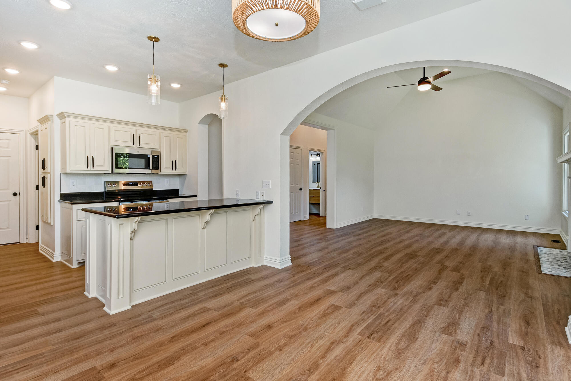 8605 East Interlochen Drive Property Photo 11