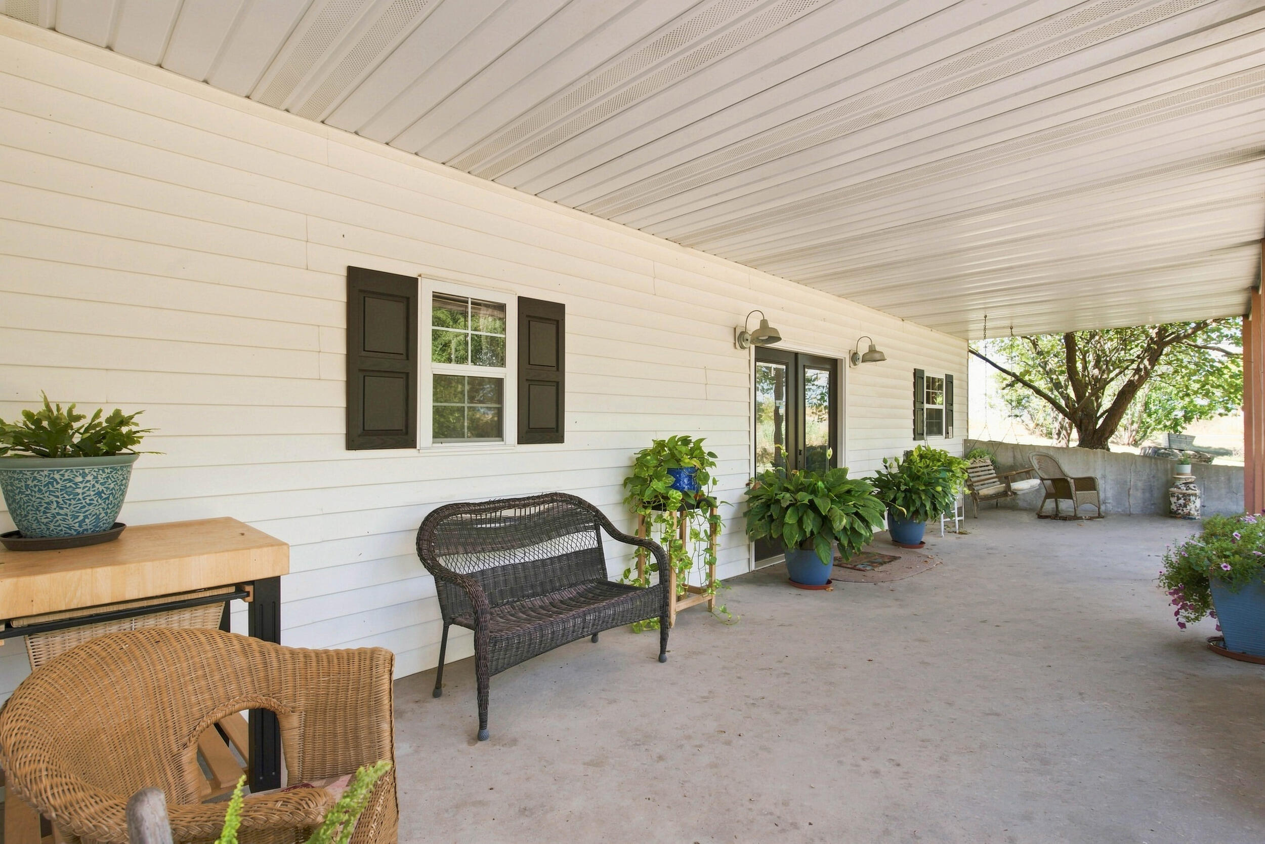 13839 Lawrence 2210 Property Photo 5