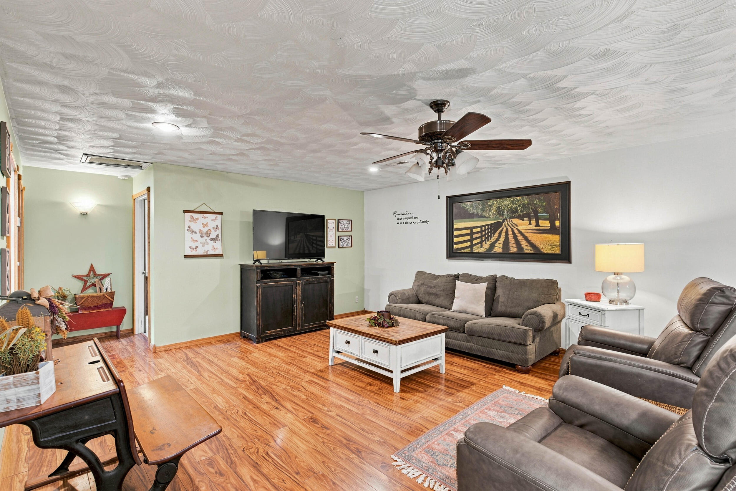 13839 Lawrence 2210 Property Photo 15
